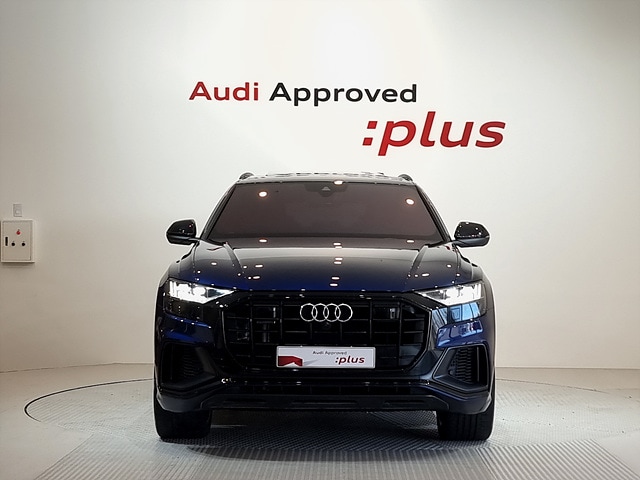 Audi Q8 55 TFSI quattro Premium 250 340 kW hp tiptronic 4
