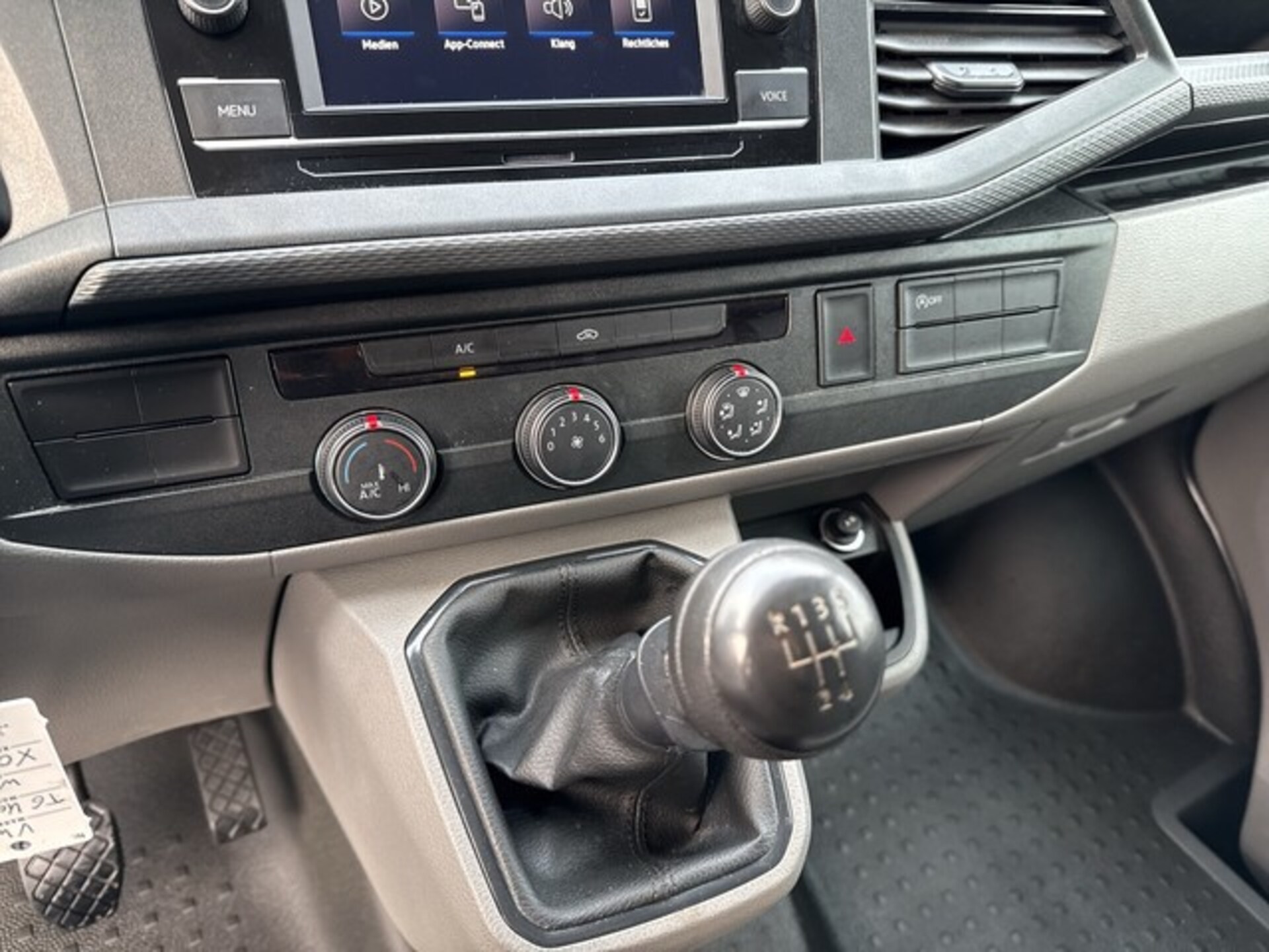 Volkswagen T6.1 Transporter Kasten kurzer Radstand
