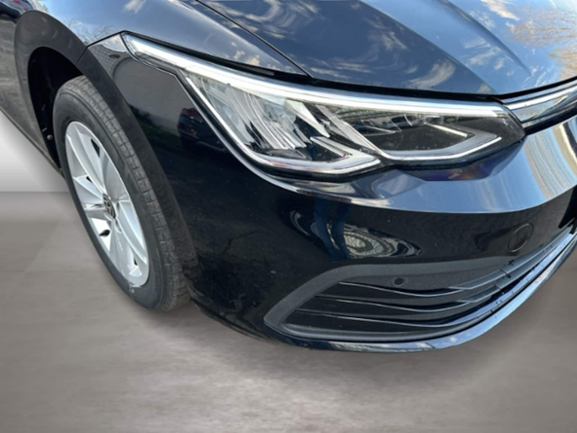 Volkswagen Golf Variant Life