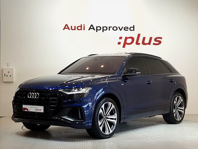Audi Q8 55 TFSI quattro Premium 250 340 kW hp tiptronic