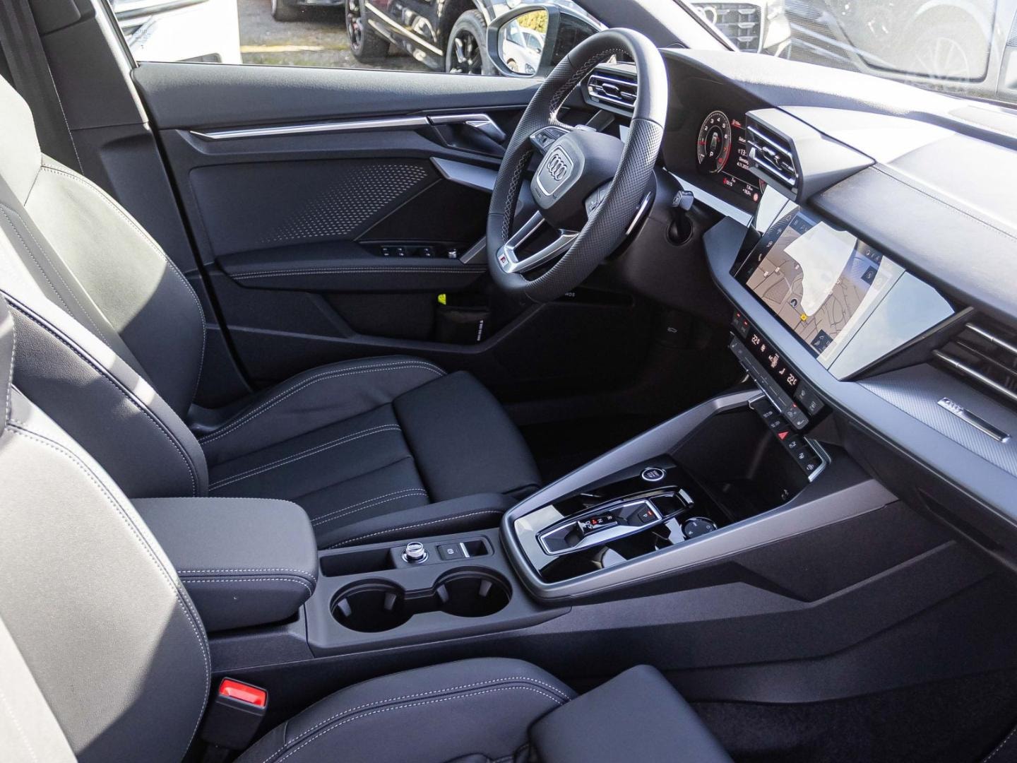 Bild über Audi A3 Sportback TFSI 85 kW S tronic - für weitere Informationen kontaktieren Sie den Audi Partner
