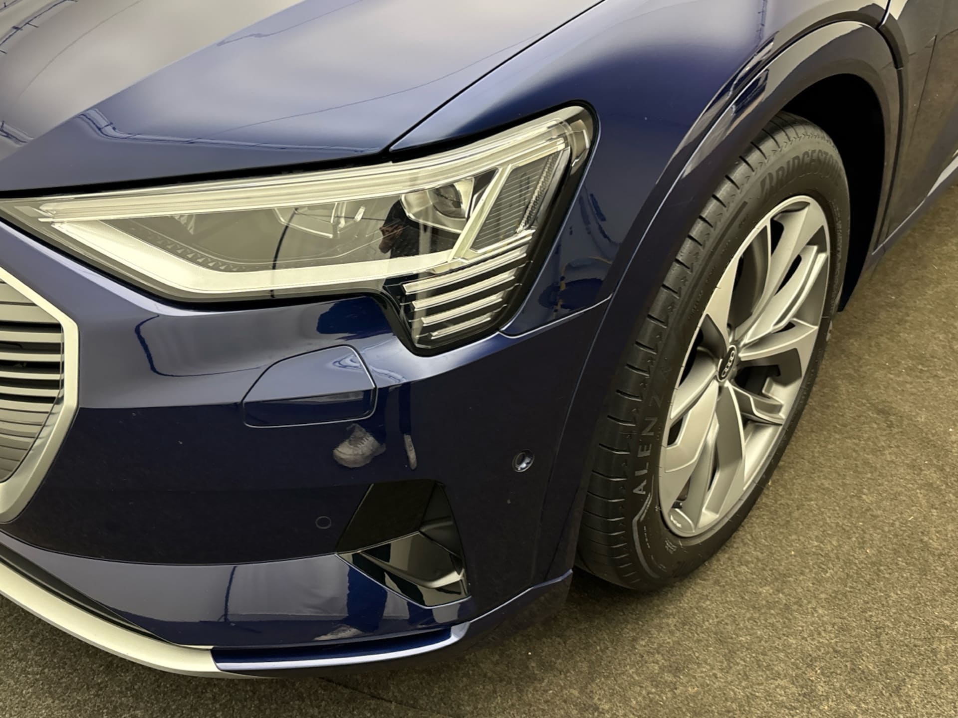 Audi e-tron advanced