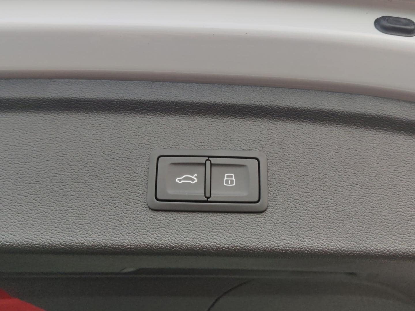 Bild über Audi A3 Sportback S line 35 TFSI S tronic - für weitere Informationen kontaktieren Sie den Audi Partner