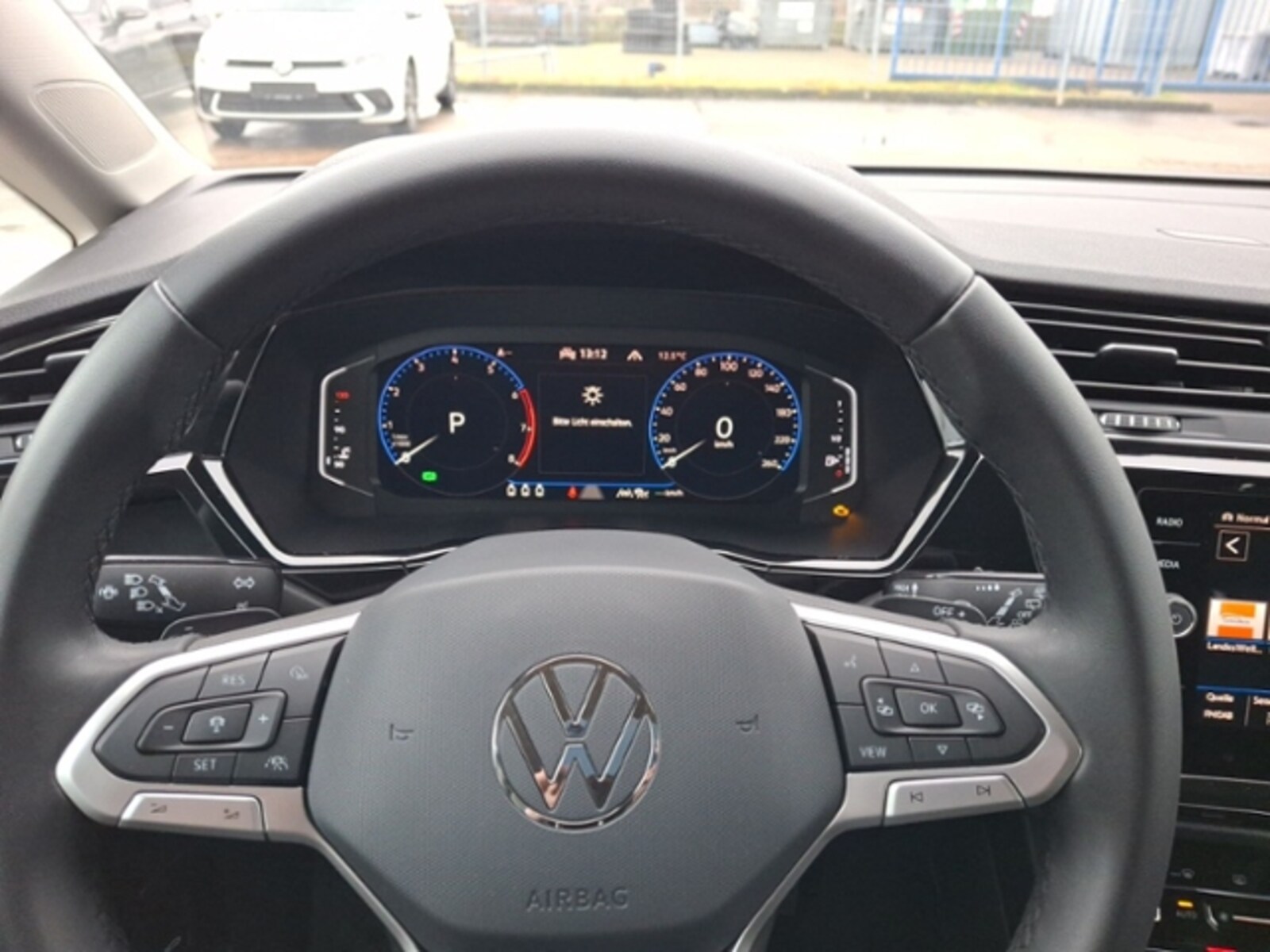 Volkswagen Touran – Bild 15