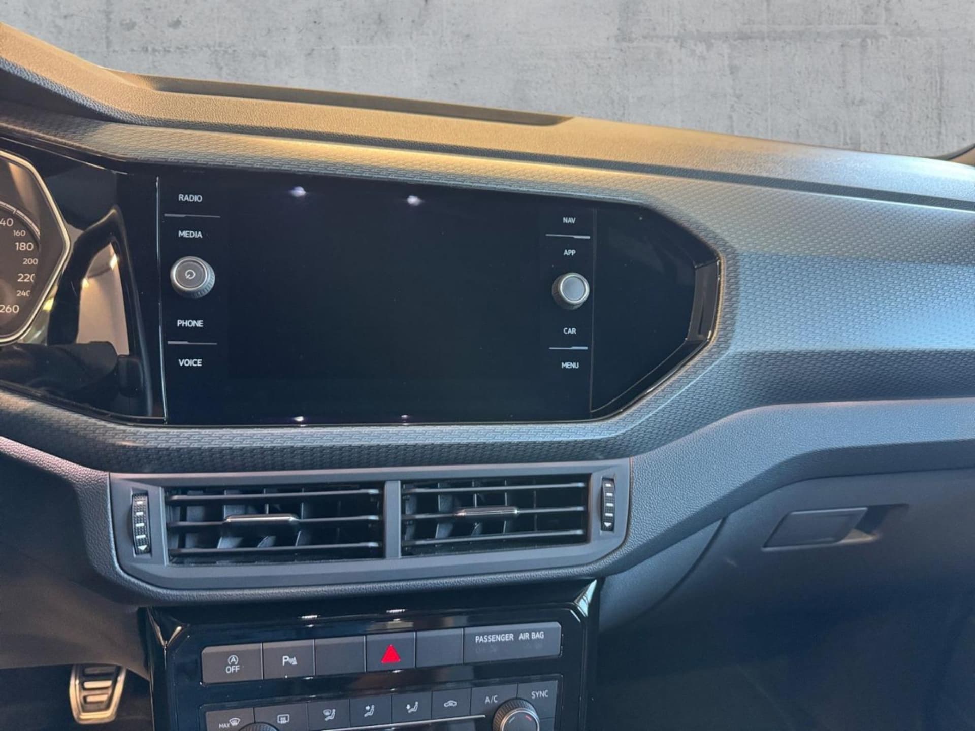 Volkswagen T-Cross Style