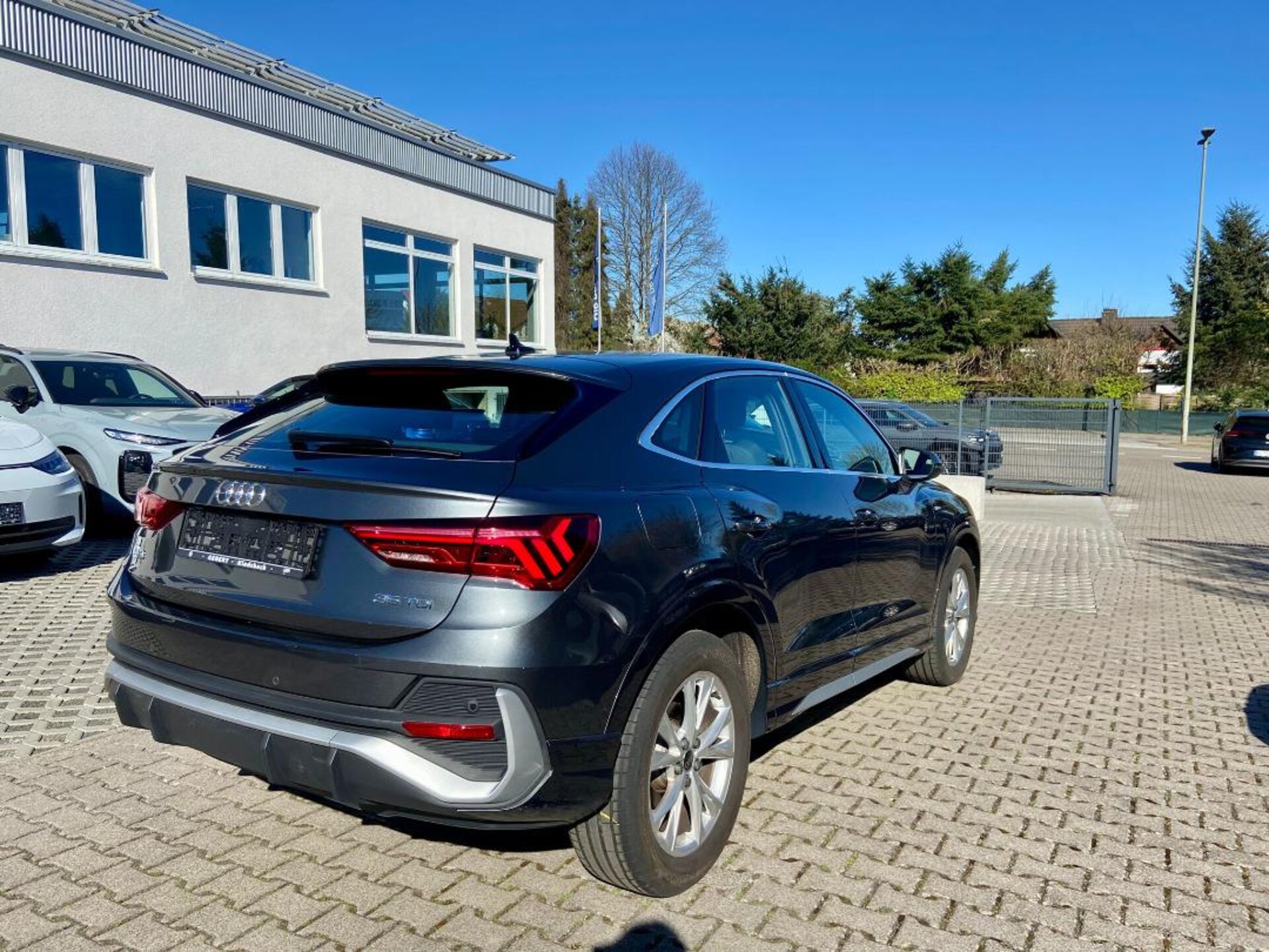 Audi Q3 Sportback S line