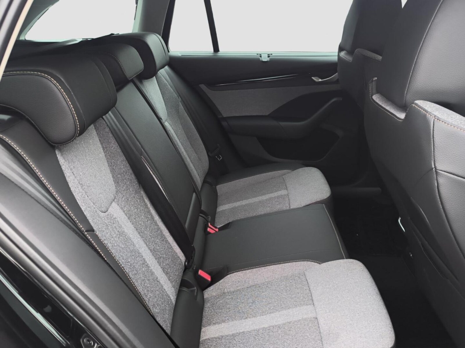 Škoda Octavia Combi – Bild 23
