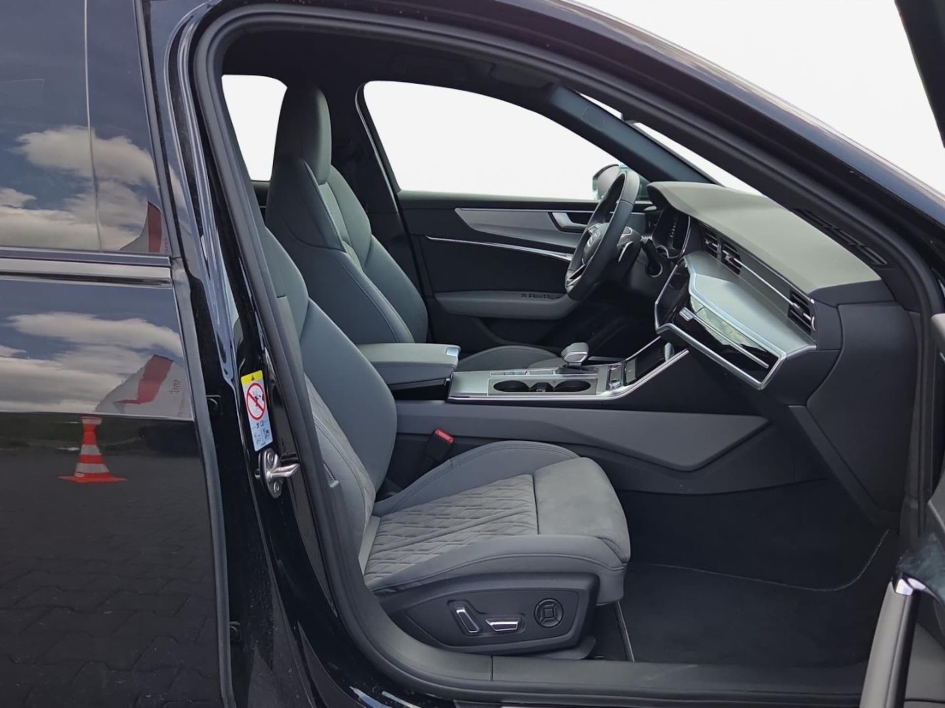 Audi S6 Avant