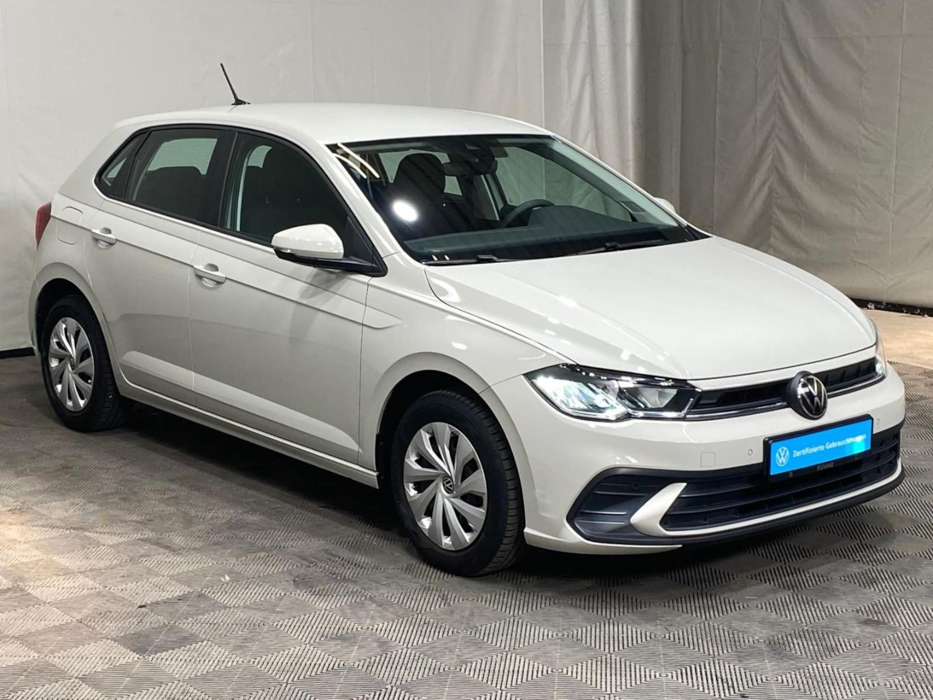 Volkswagen Polo Basis-Modell
