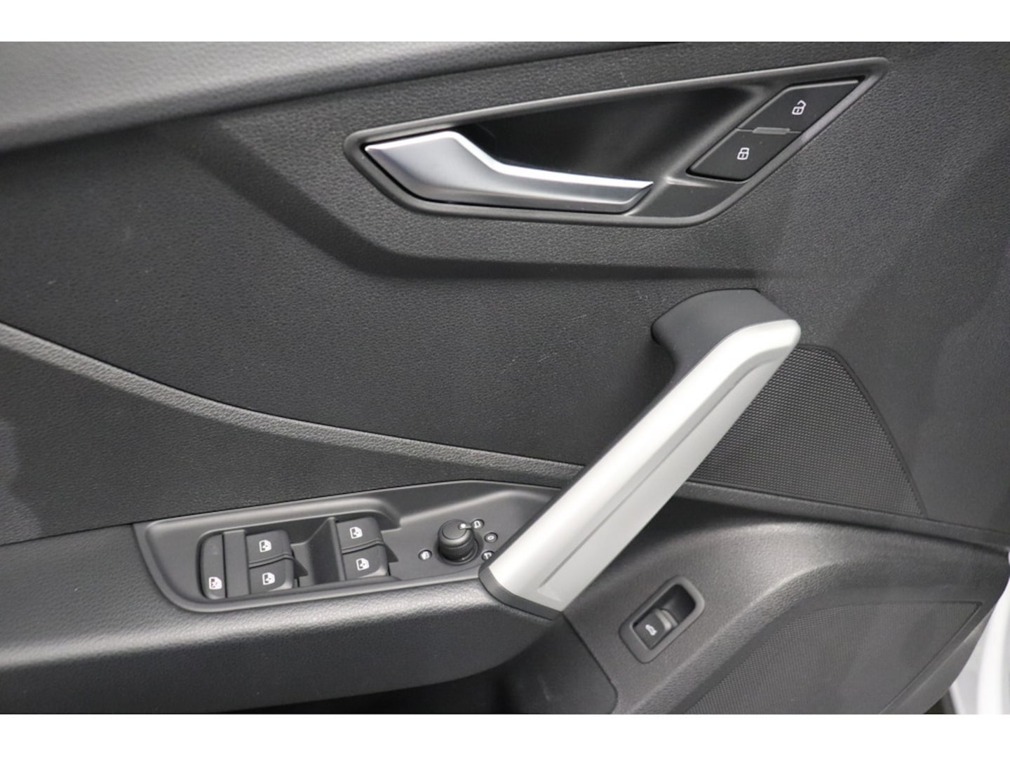 Bild über Audi Q2 advanced 35 TFSI S tronic - für weitere Informationen kontaktieren Sie den Audi Partner