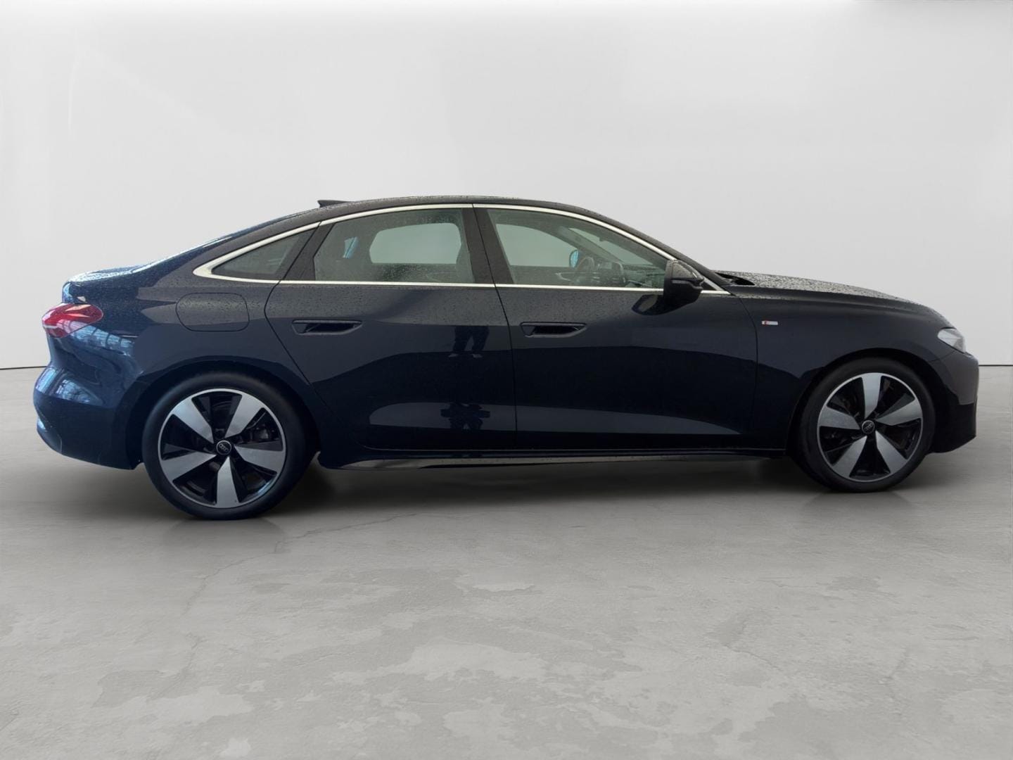 Bild über Audi A5 Limousine TFSI quattro 150 kW S tronic - für weitere Informationen kontaktieren Sie den Audi Partner