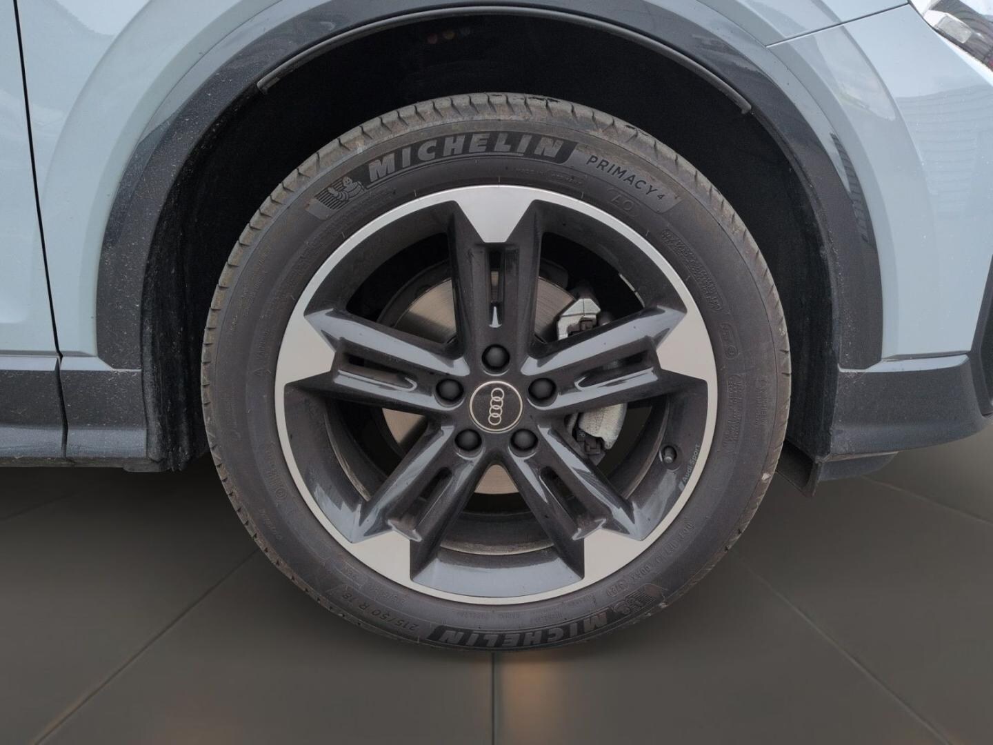 Bild über Audi Q2 S line 35 TFSI S tronic - für weitere Informationen kontaktieren Sie den Audi Partner