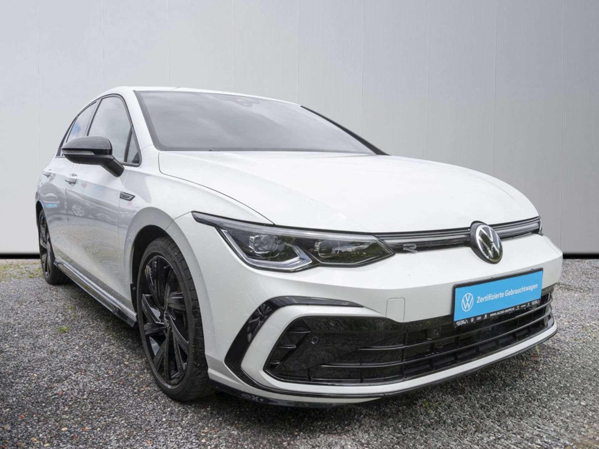 Volkswagen Golf R-Line