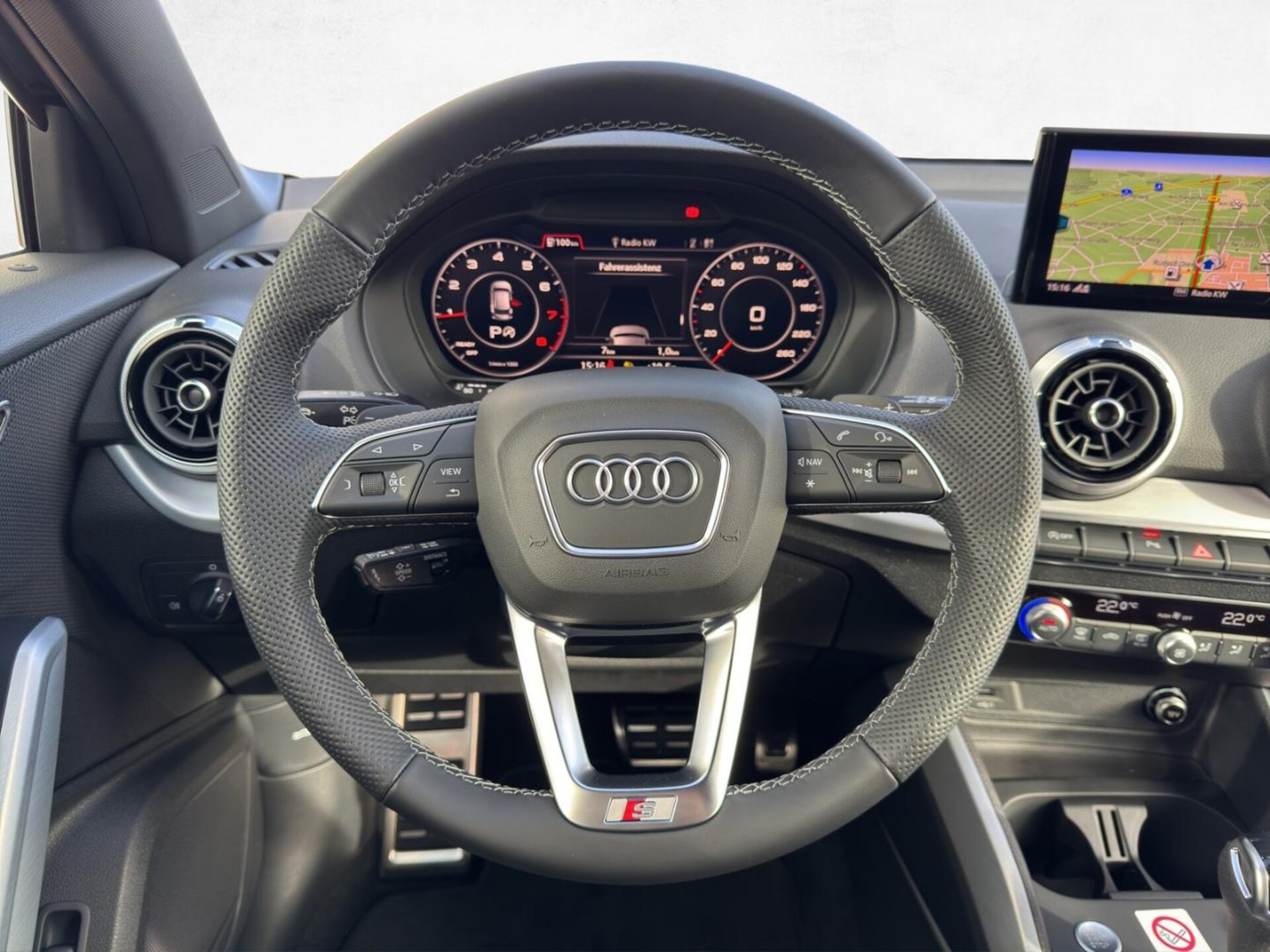 Audi Q2 S line