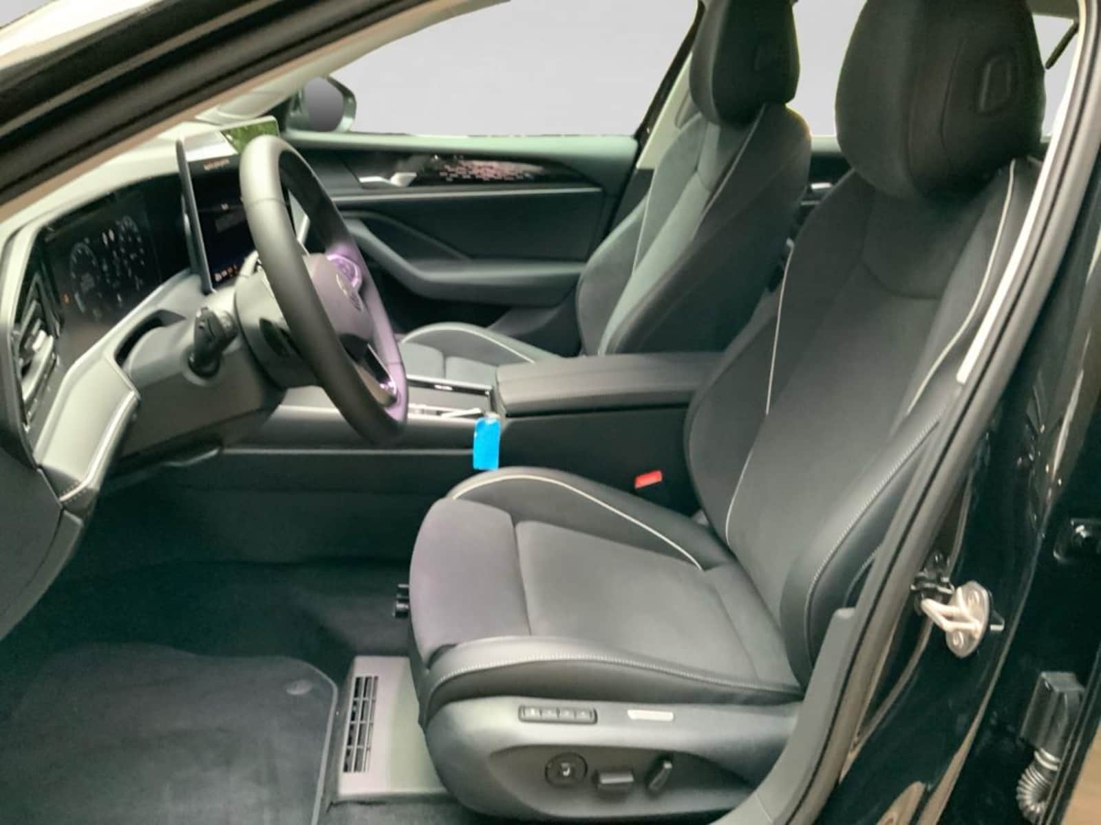 Volkswagen Passat – Bild 15