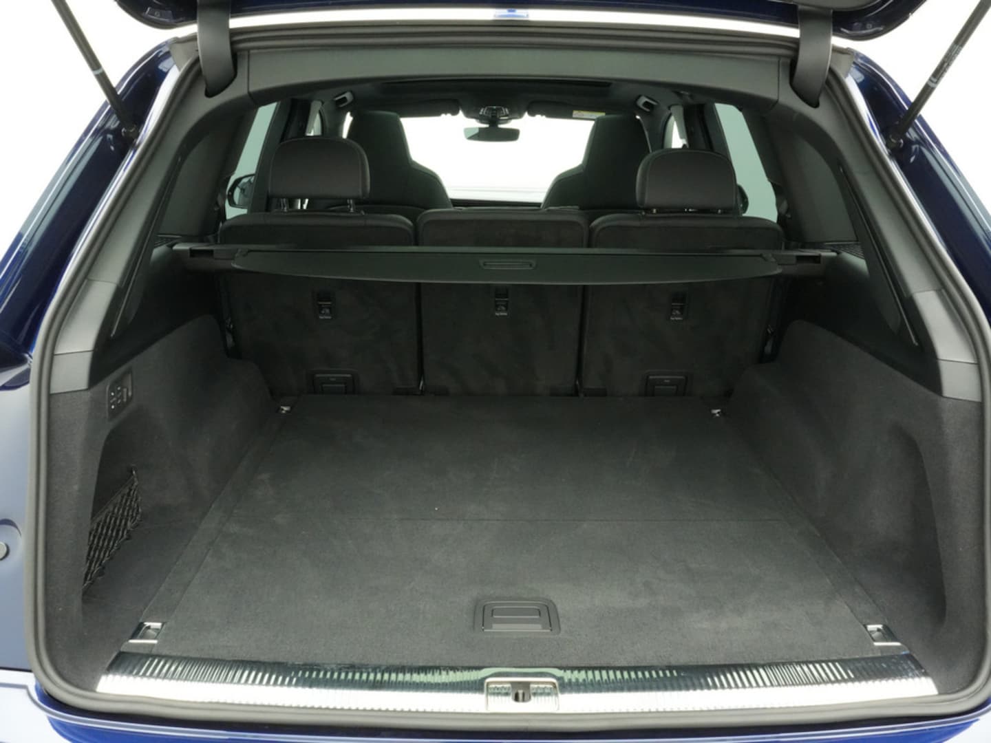 Bild über Audi Q7 competition plus 50 TDI quattro tiptronic - für weitere Informationen kontaktieren Sie den Audi Partner