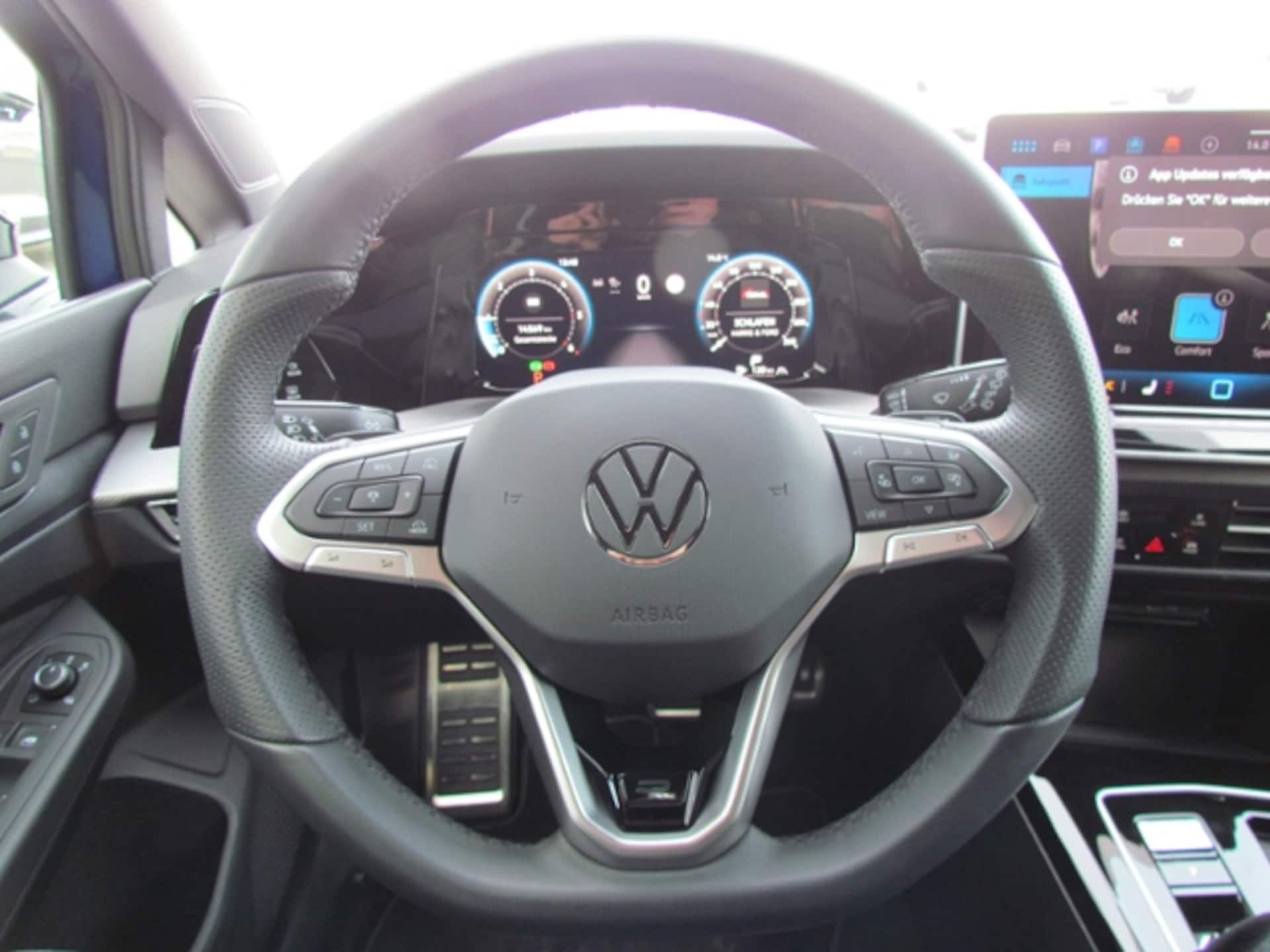 Volkswagen Golf Variant R-Line