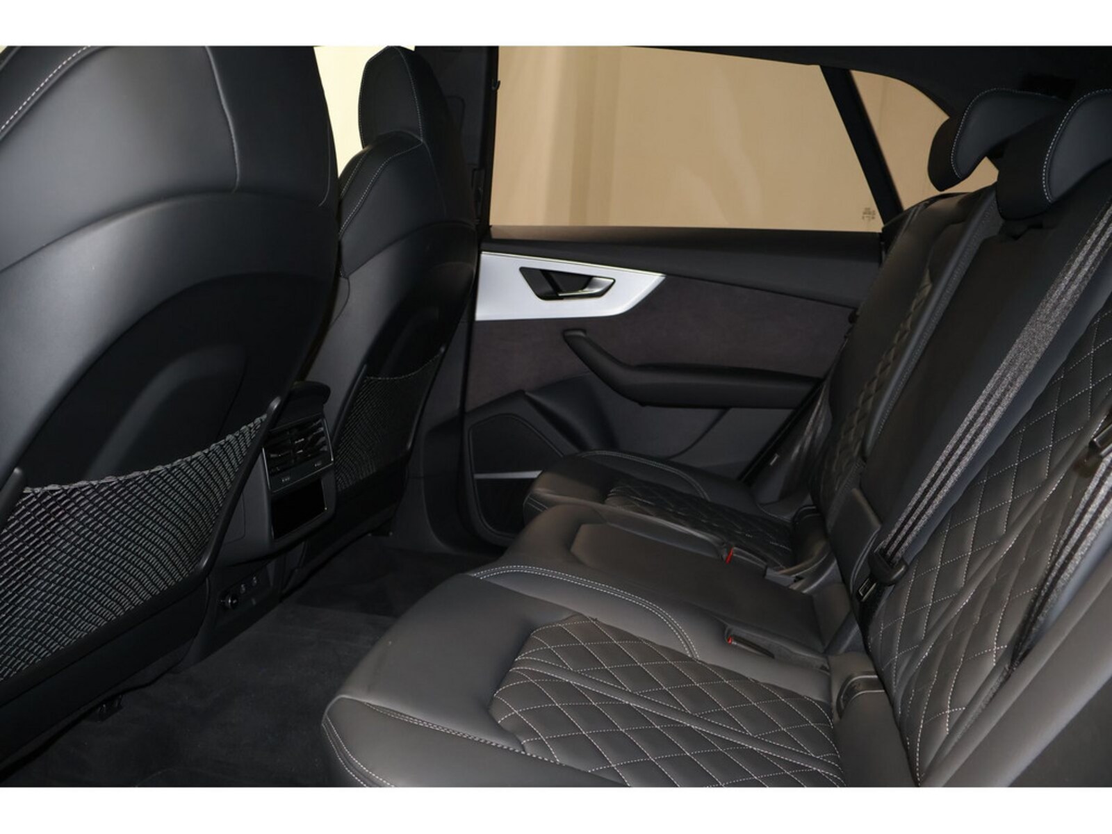 Audi Q8 – Bild 12