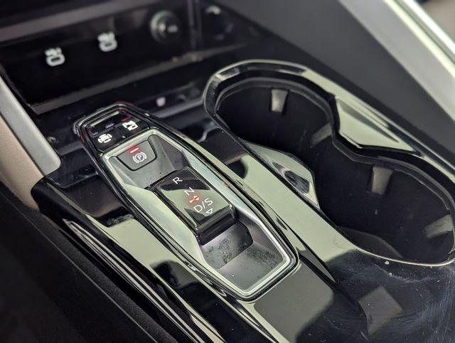 2025 Audi Q5 Premium Plus - Photo 12