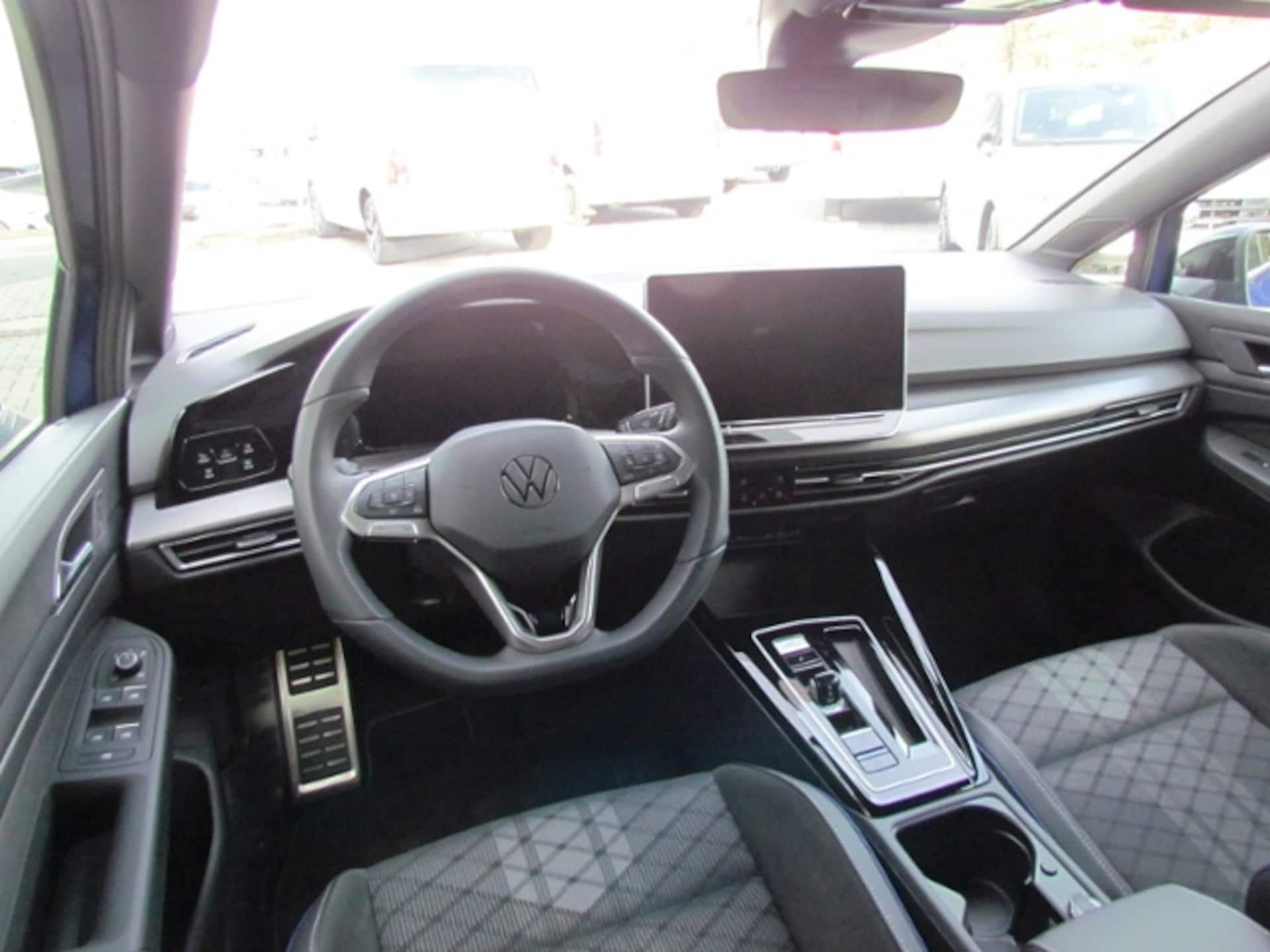 Volkswagen Golf Variant R-Line
