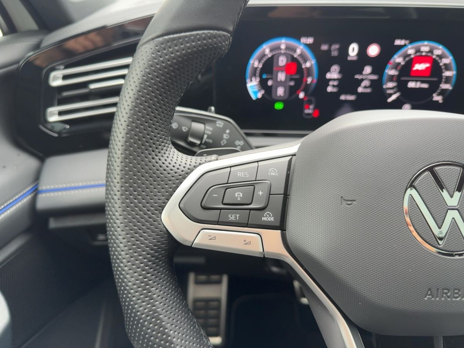 Volkswagen Tiguan – Bild 18