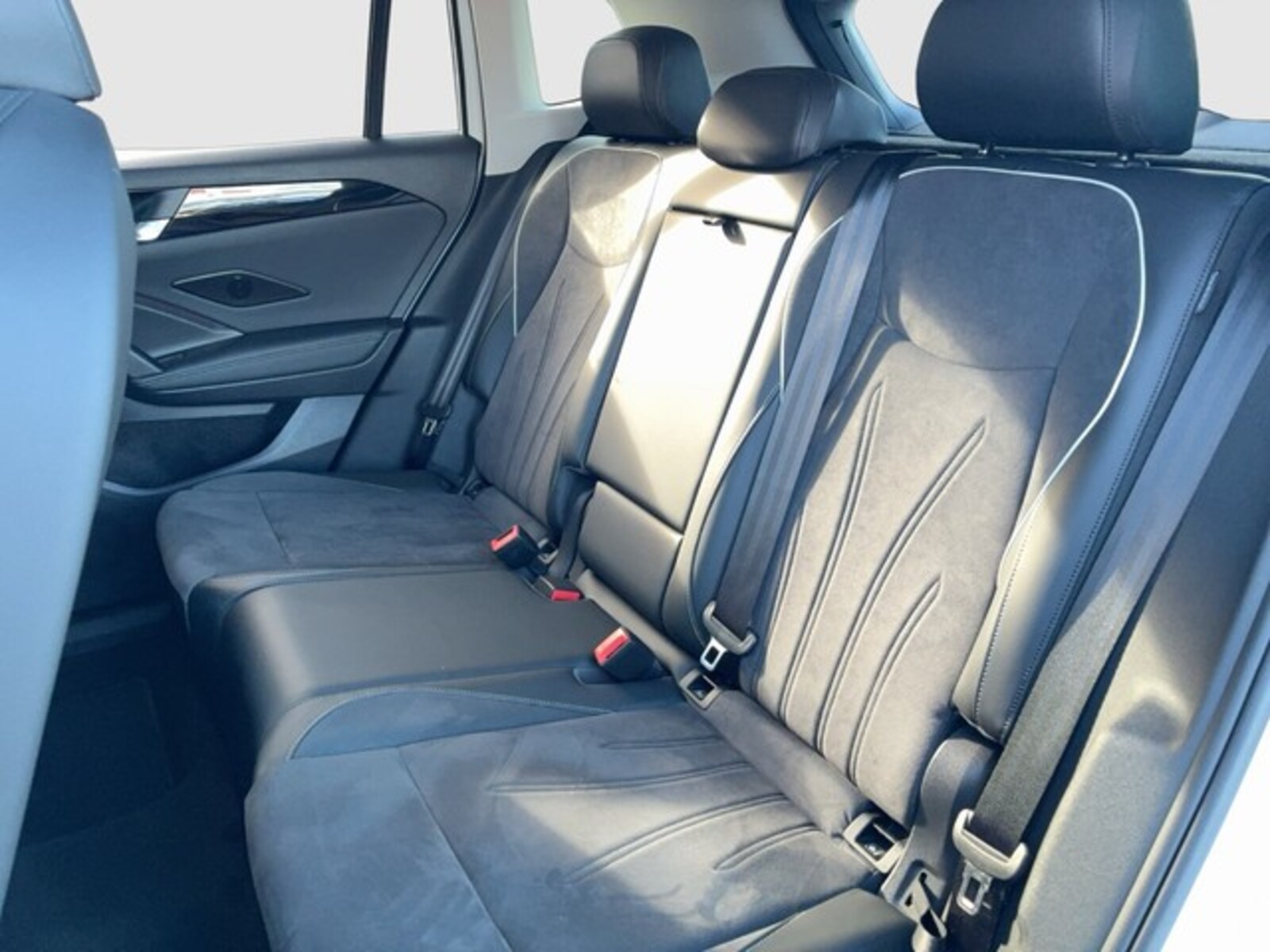 Volkswagen Tiguan – Bild 13