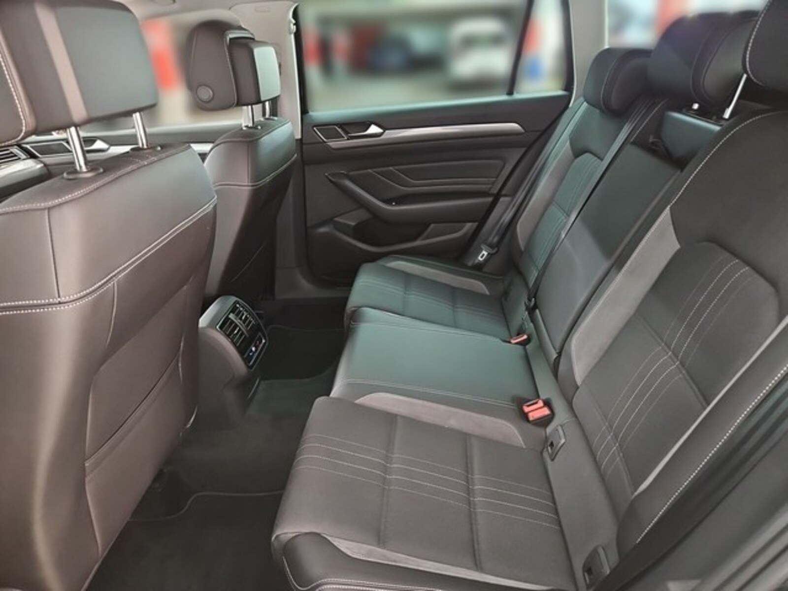 Volkswagen Passat Variant – Bild 10