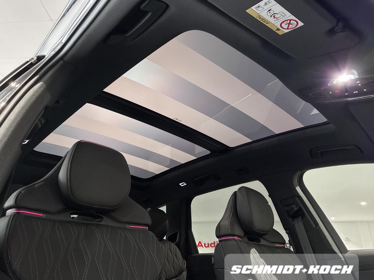 Bild über Audi Q7 SUV TDI quattro 220 kW tiptronic - für weitere Informationen kontaktieren Sie den Audi Partner