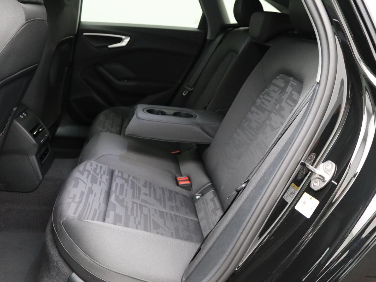 Bild über Audi A5 Avant TDI 150 kW S tronic - für weitere Informationen kontaktieren Sie den Audi Partner