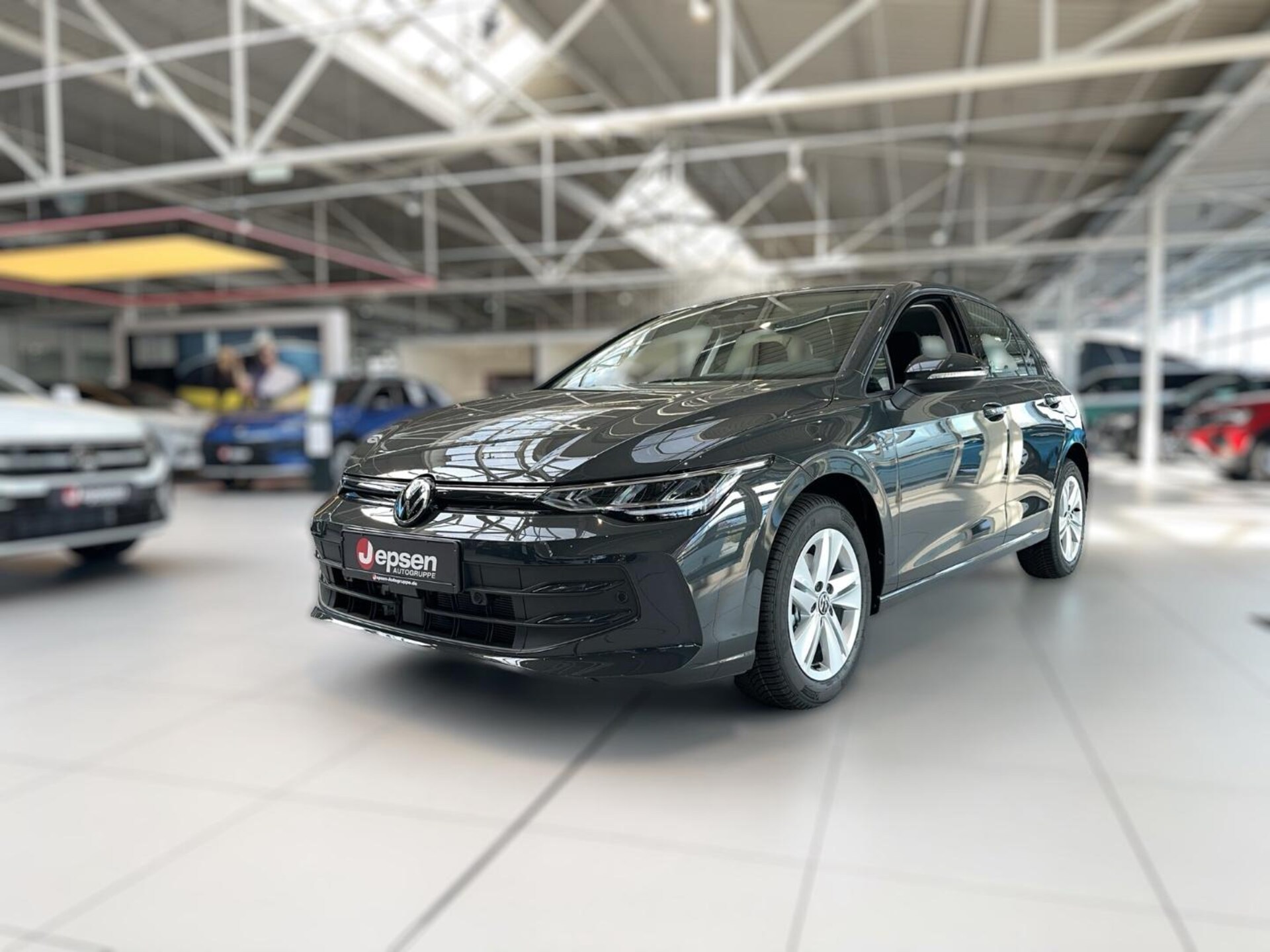 Volkswagen Golf Life