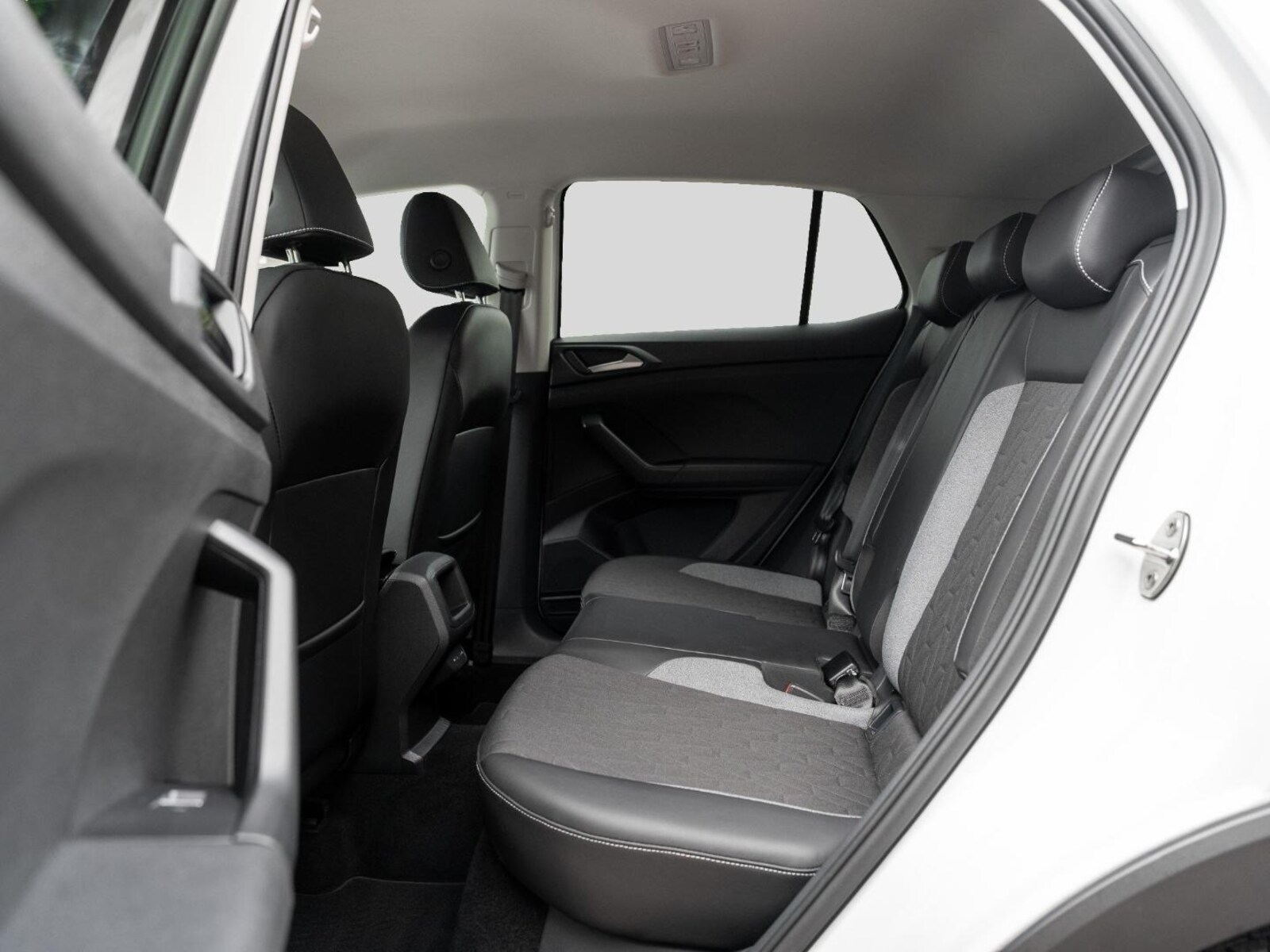 Volkswagen T-Cross – Bild 8