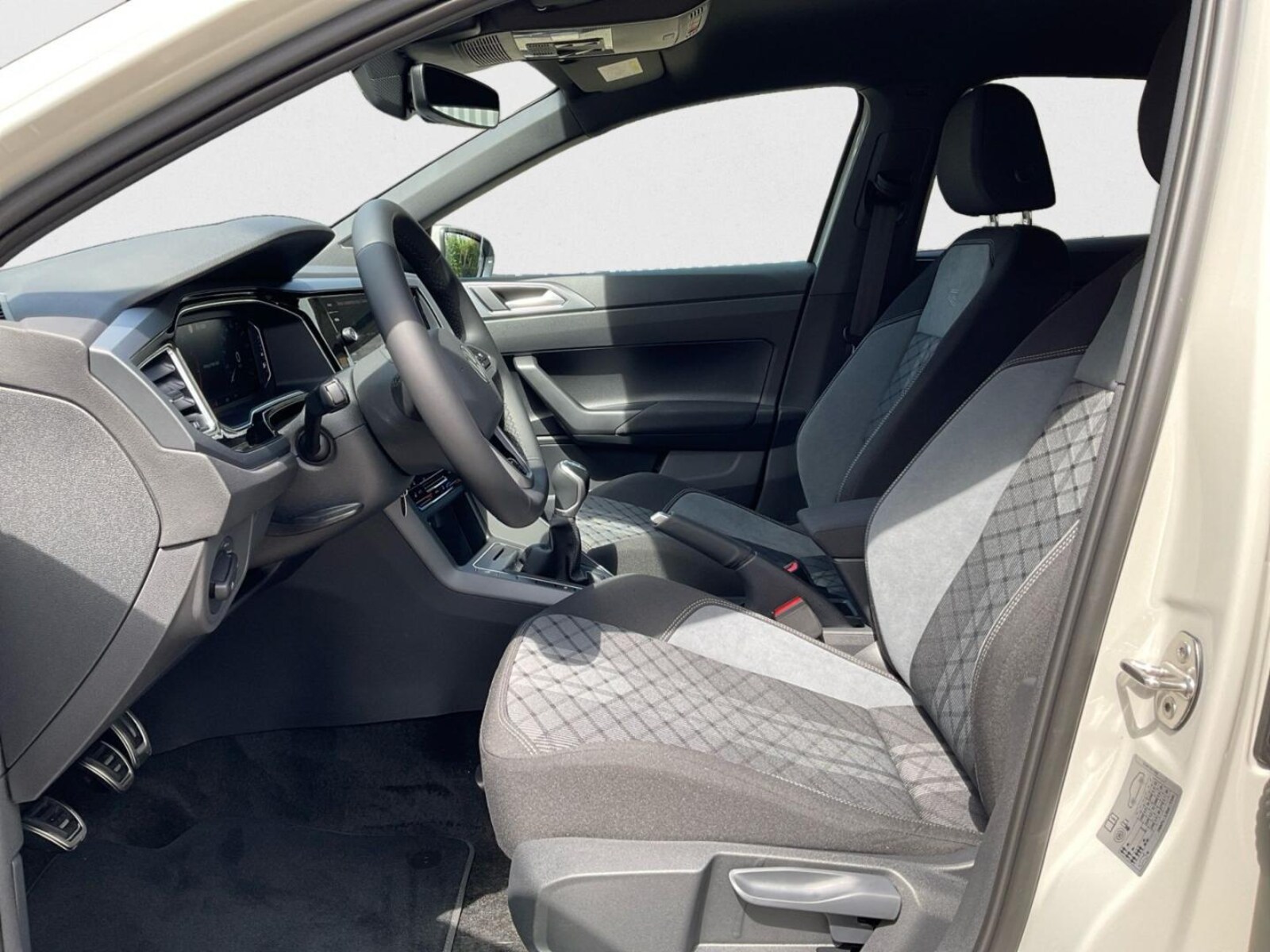 Volkswagen Polo – Bild 10