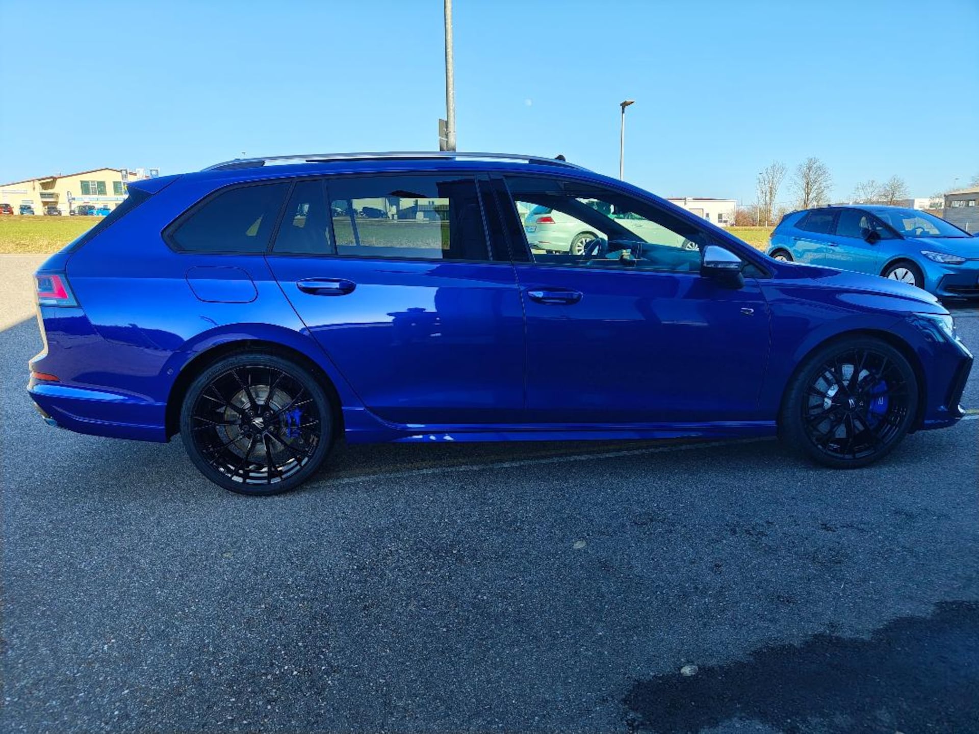 Volkswagen Golf Variant R