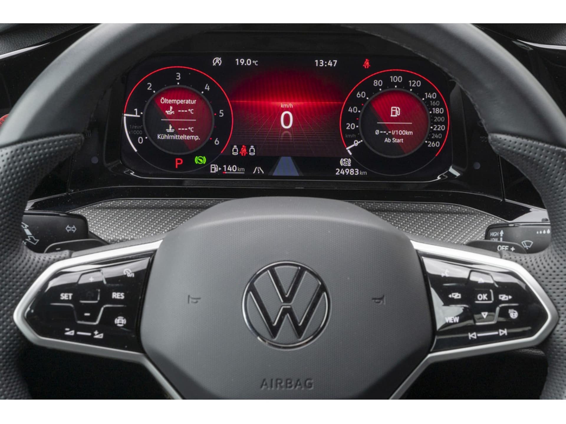 Volkswagen Golf R-Line