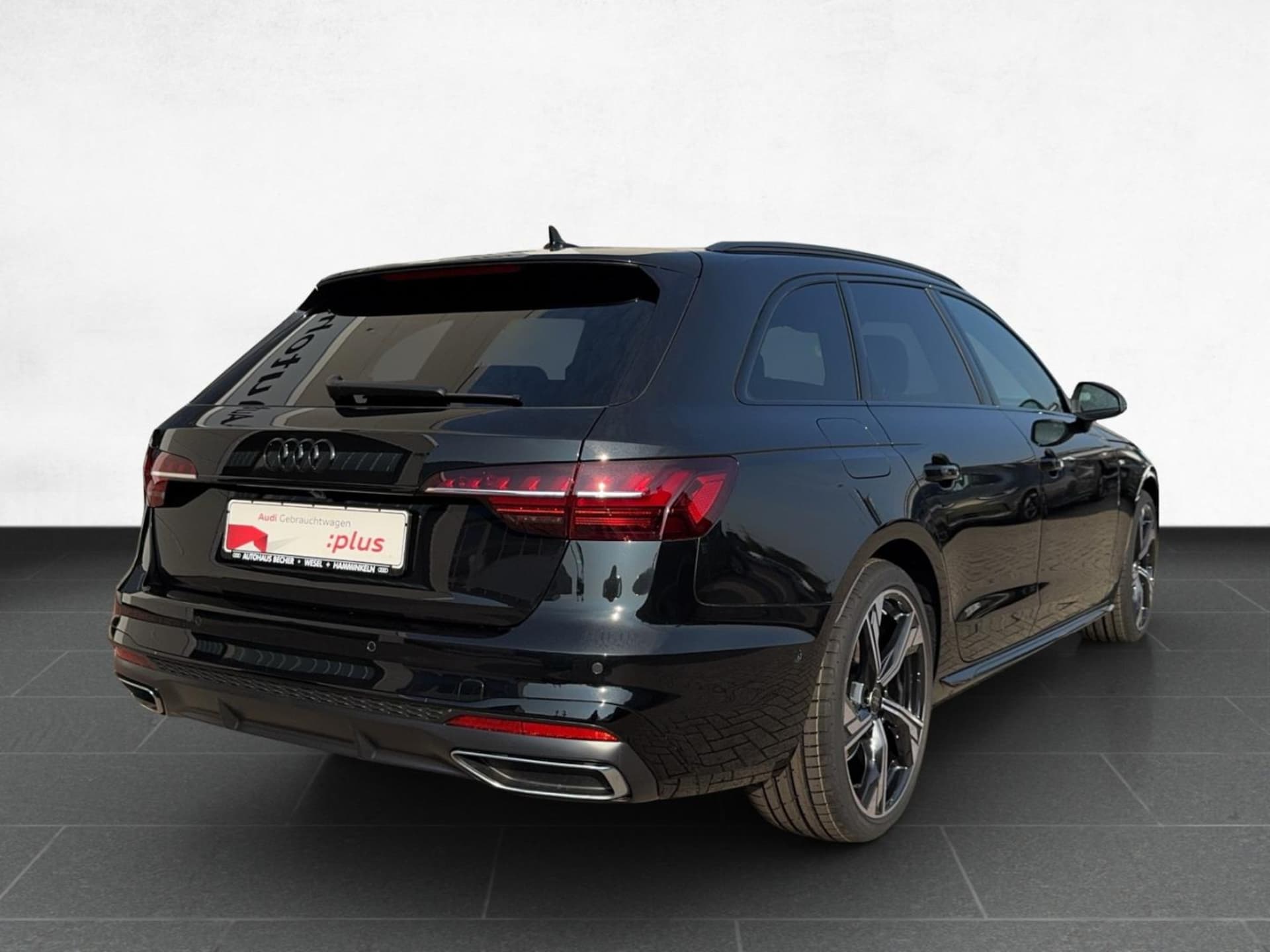 Audi A4 Avant S line