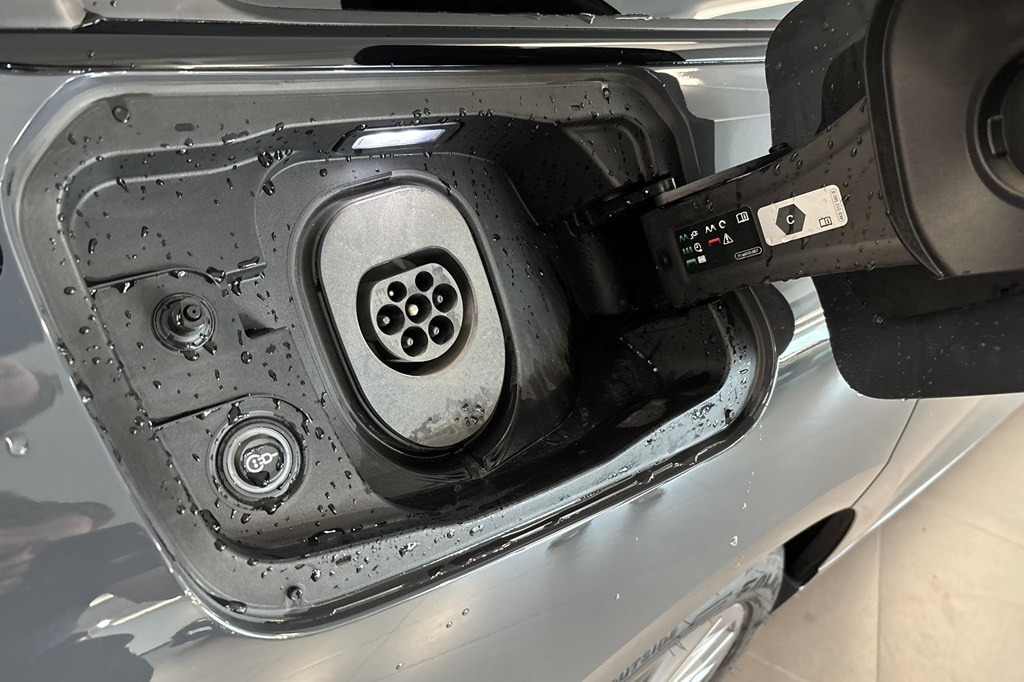 Bild som visar Audi A6 Avant e-tron A6 Avant e-tron Proline Edition 210,00 kW - för mer information kontakta din Audi Partner