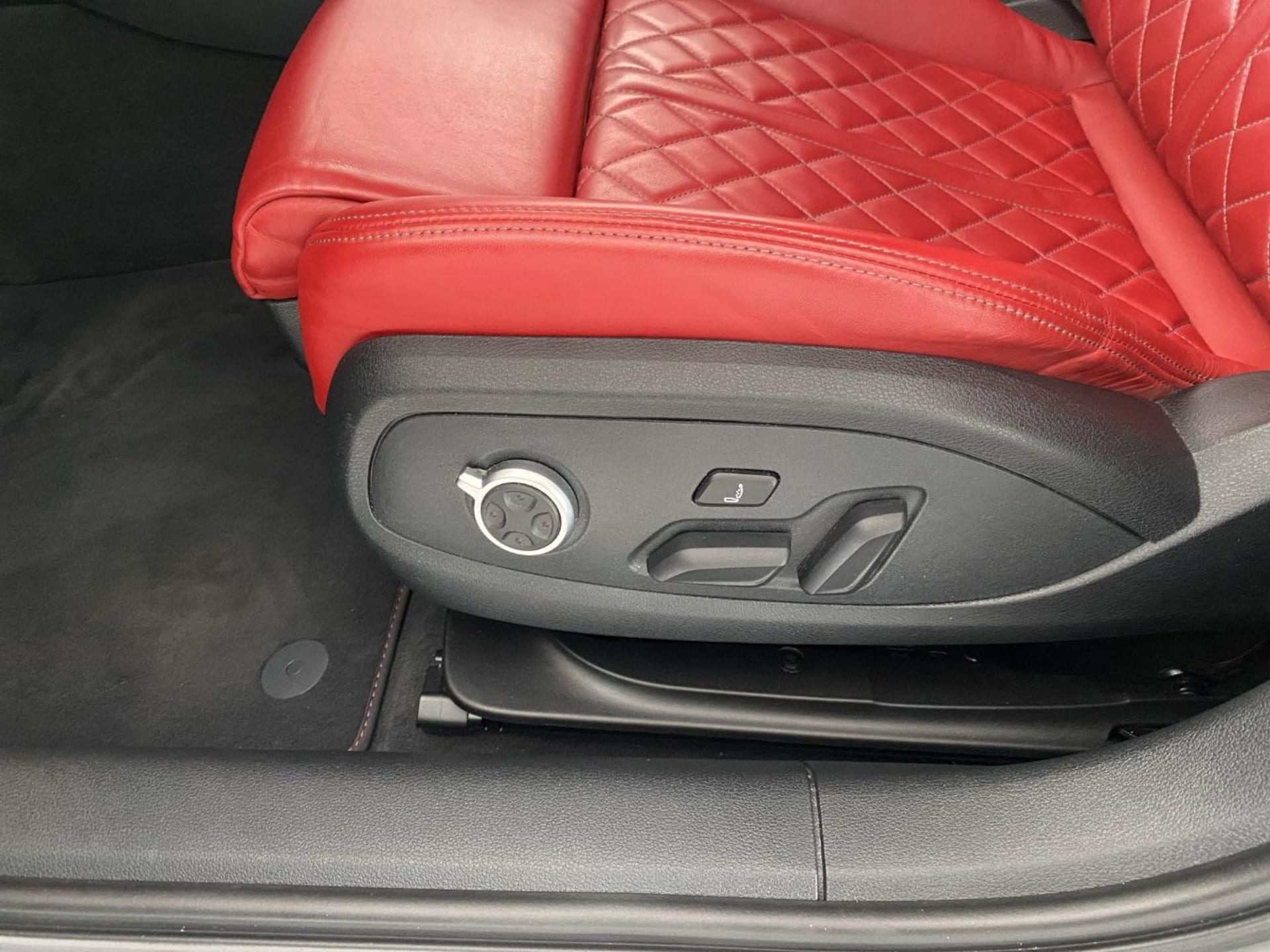 Audi S4 Avant