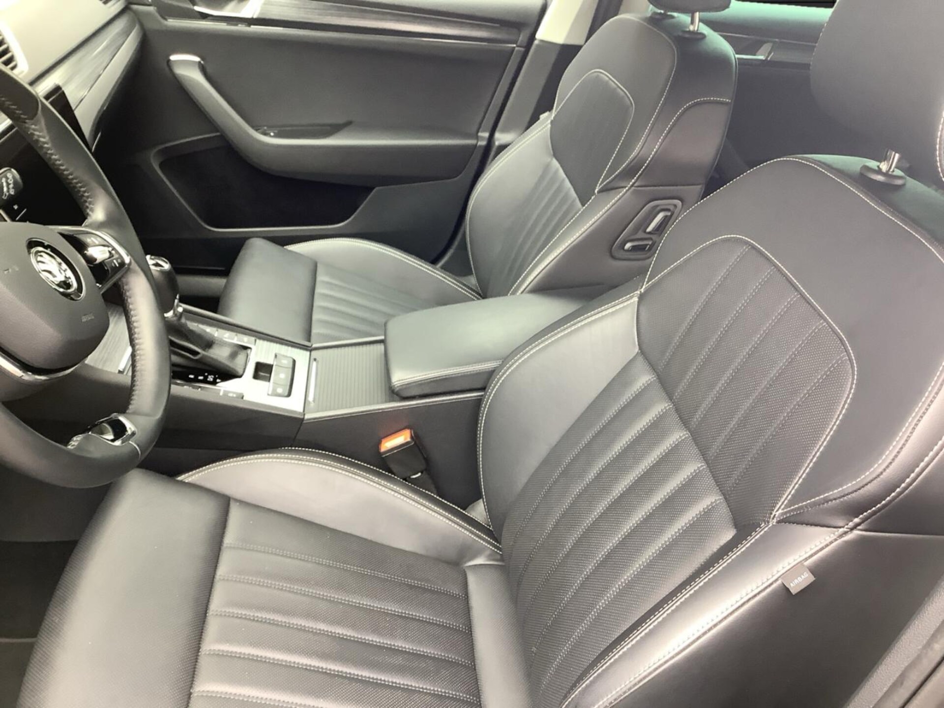 Skoda Superb Combi PREMIUM EDITION