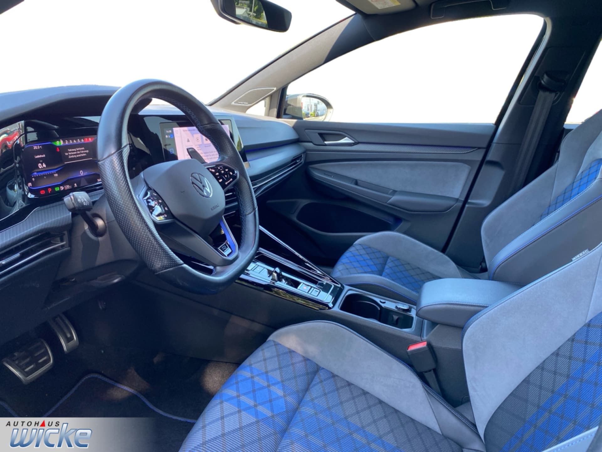 Volkswagen Golf R
