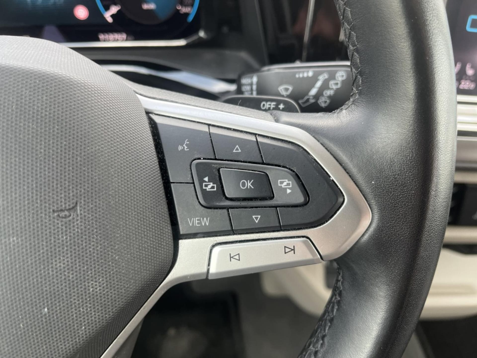 Volkswagen Multivan Basis-Modell