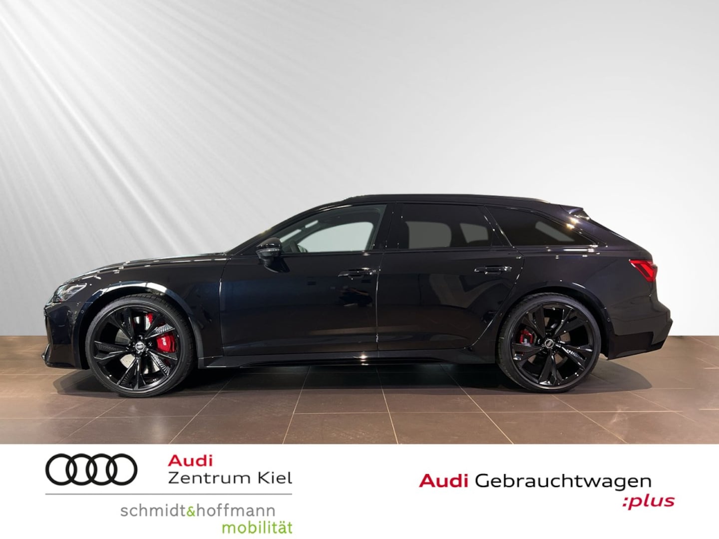 Bild über Audi RS 6 Avant TFSI quattro tiptronic - für weitere Informationen kontaktieren Sie den Audi Partner