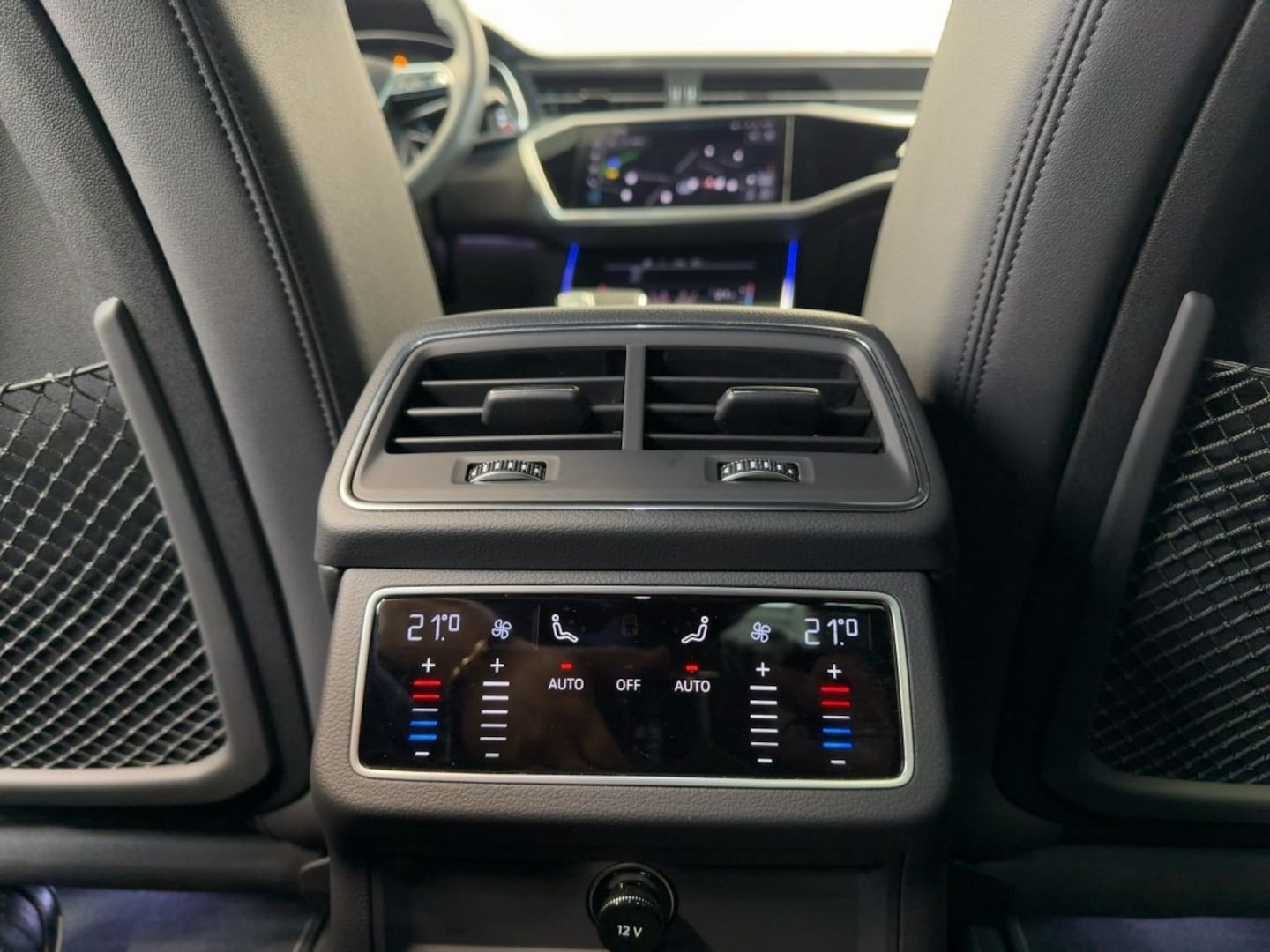 Bild über Audi A6 Limousine S line 45 TFSI quattro S tronic - für weitere Informationen kontaktieren Sie den Audi Partner