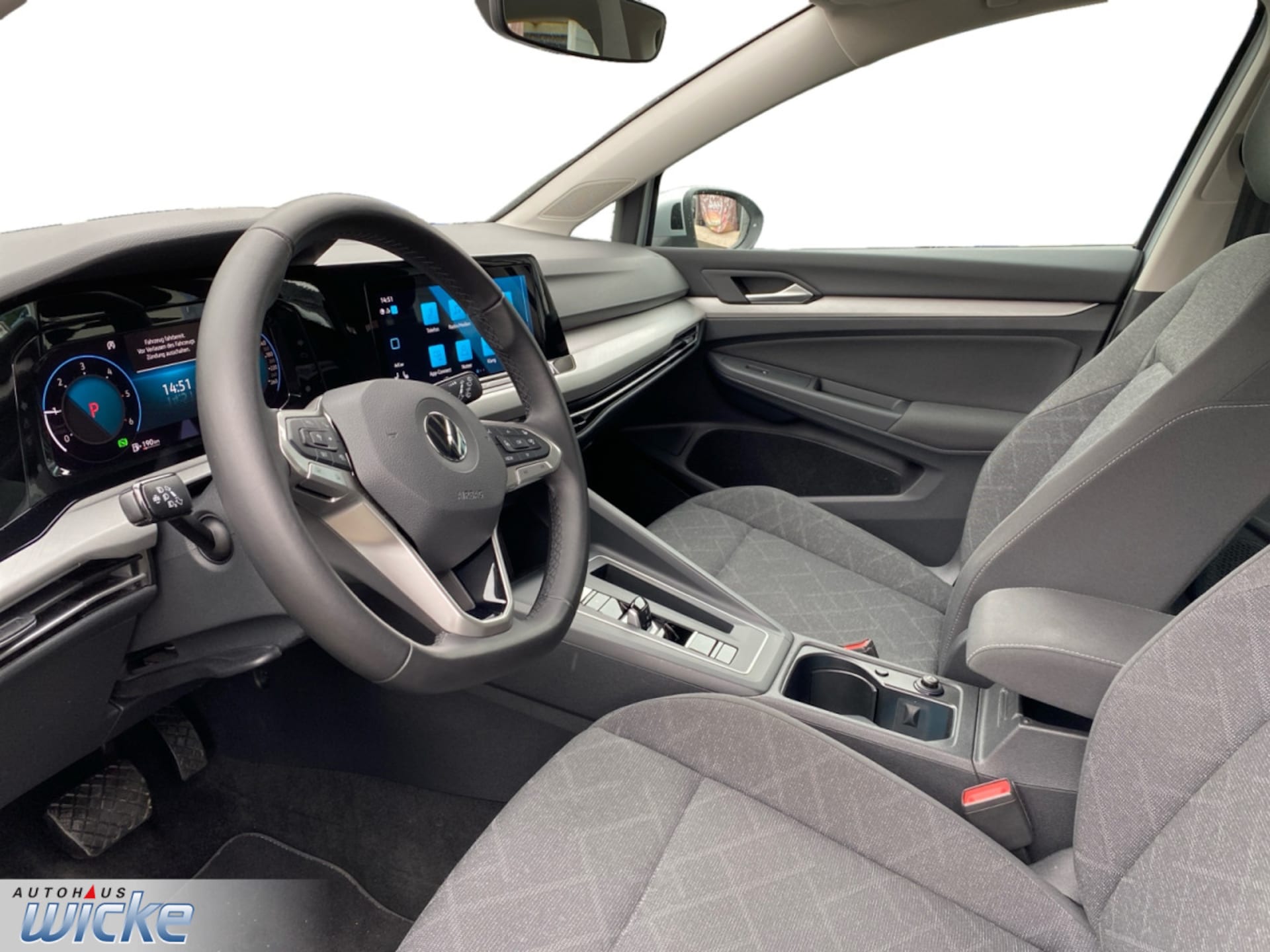 Volkswagen Golf Life