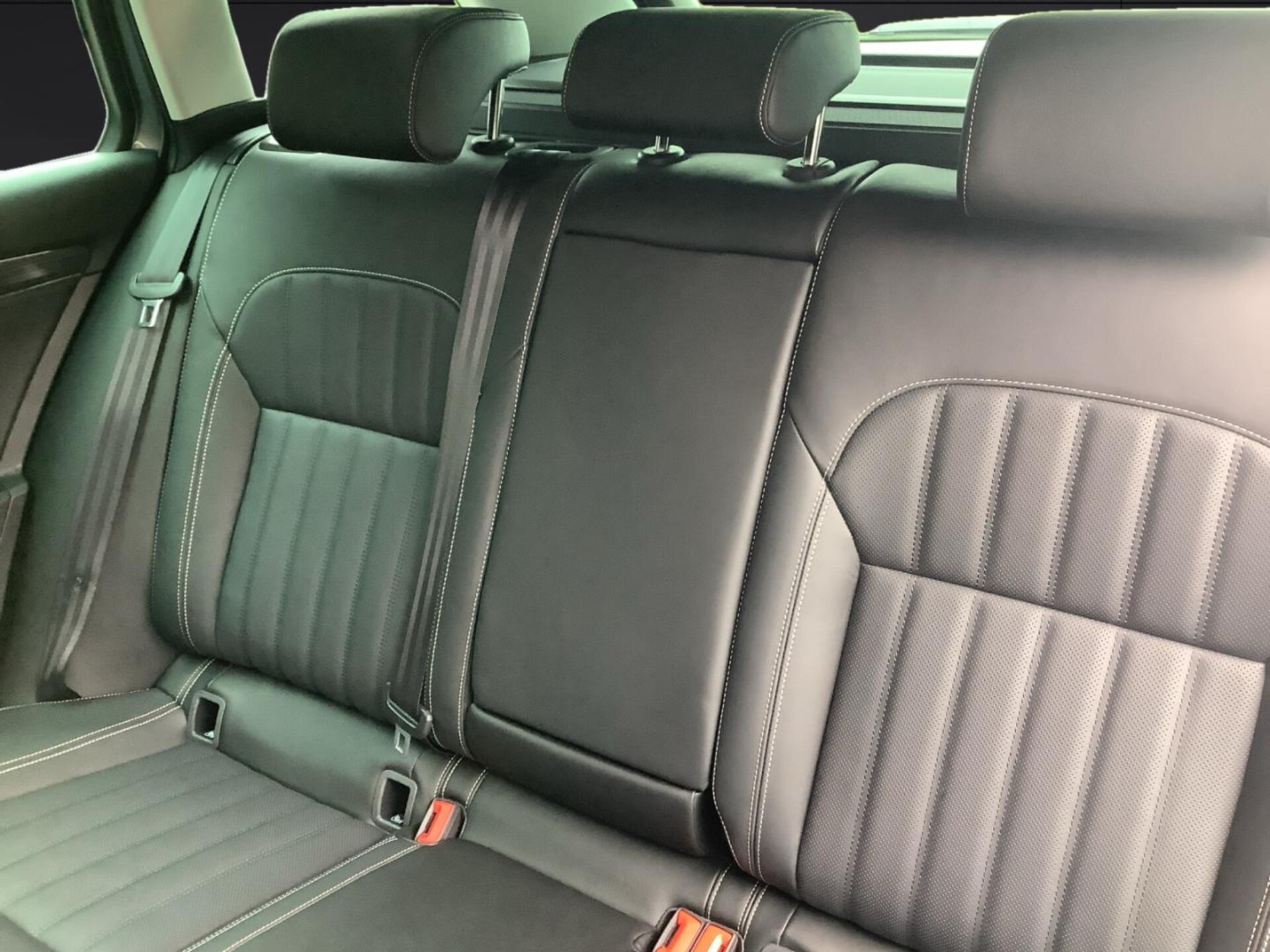 Skoda Superb Combi PREMIUM EDITION