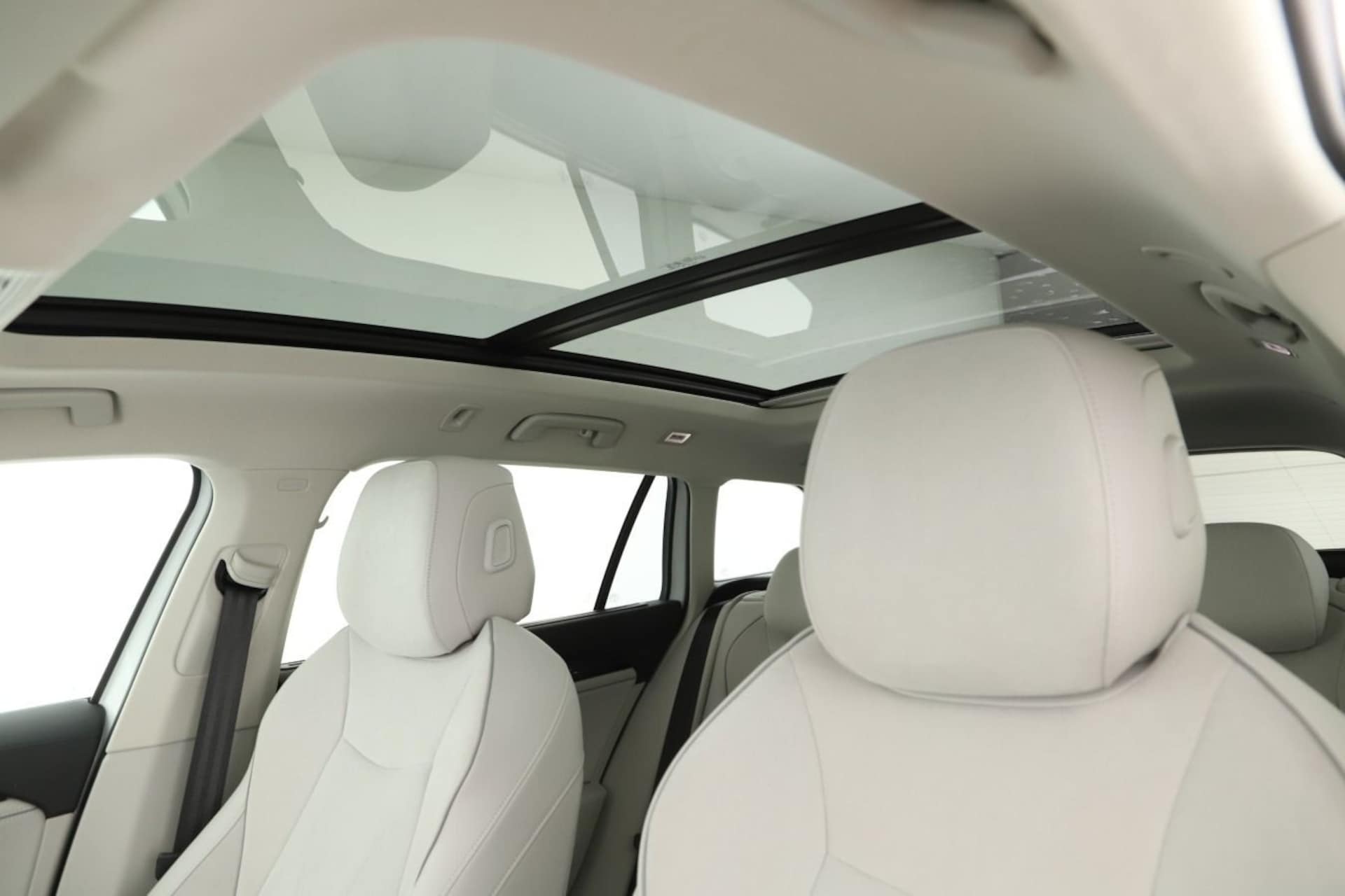Volkswagen Passat Elegance