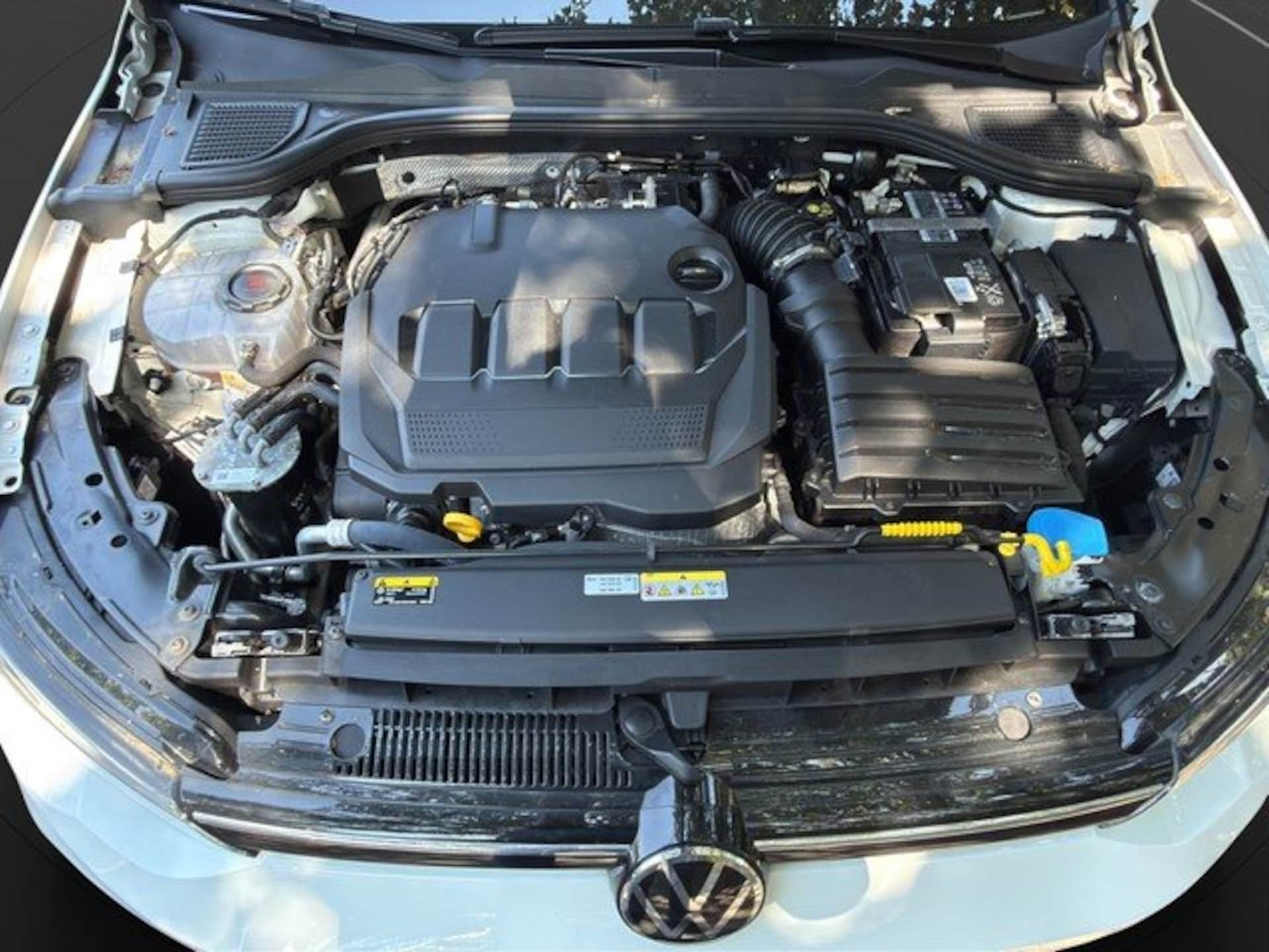 Volkswagen Golf Life