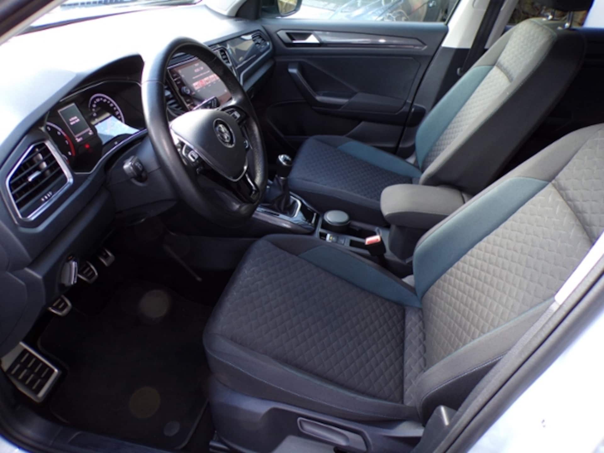 Volkswagen T-Roc IQ.DRIVE