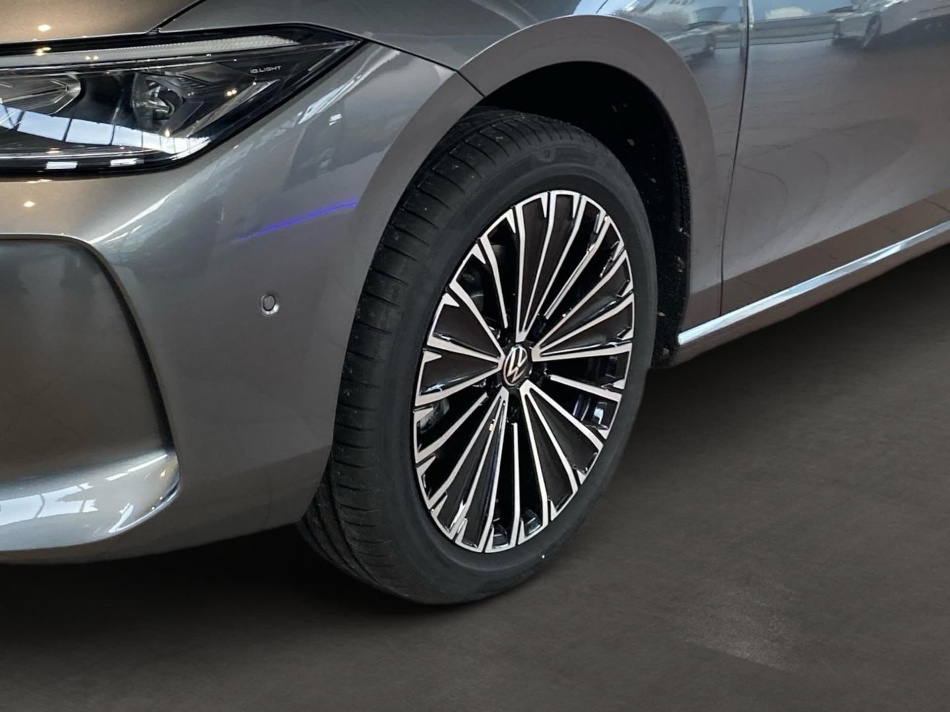 Volkswagen Passat Elegance