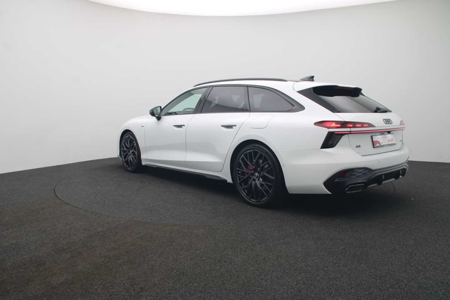 Bild über Audi A6 Avant e-hybrid edition one e-hybrid quattro 270 kW S tronic - für weitere Informationen kontaktieren Sie den Audi Partner