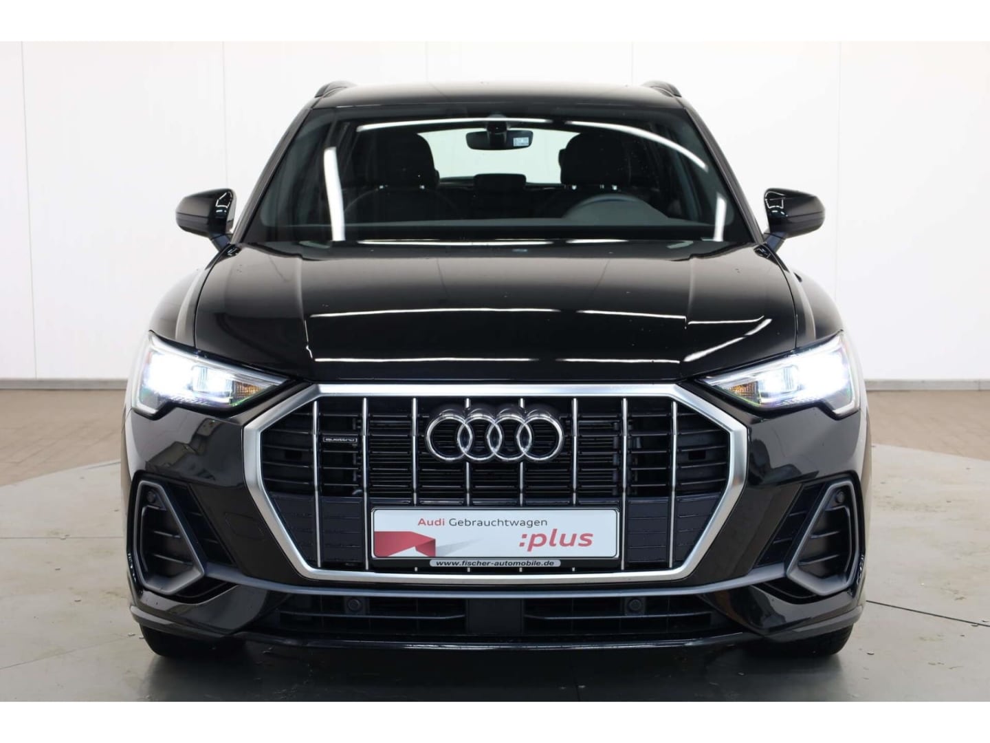 Bild über Audi Q3 TFSI quattro 140 kW S tronic - für weitere Informationen kontaktieren Sie den Audi Partner